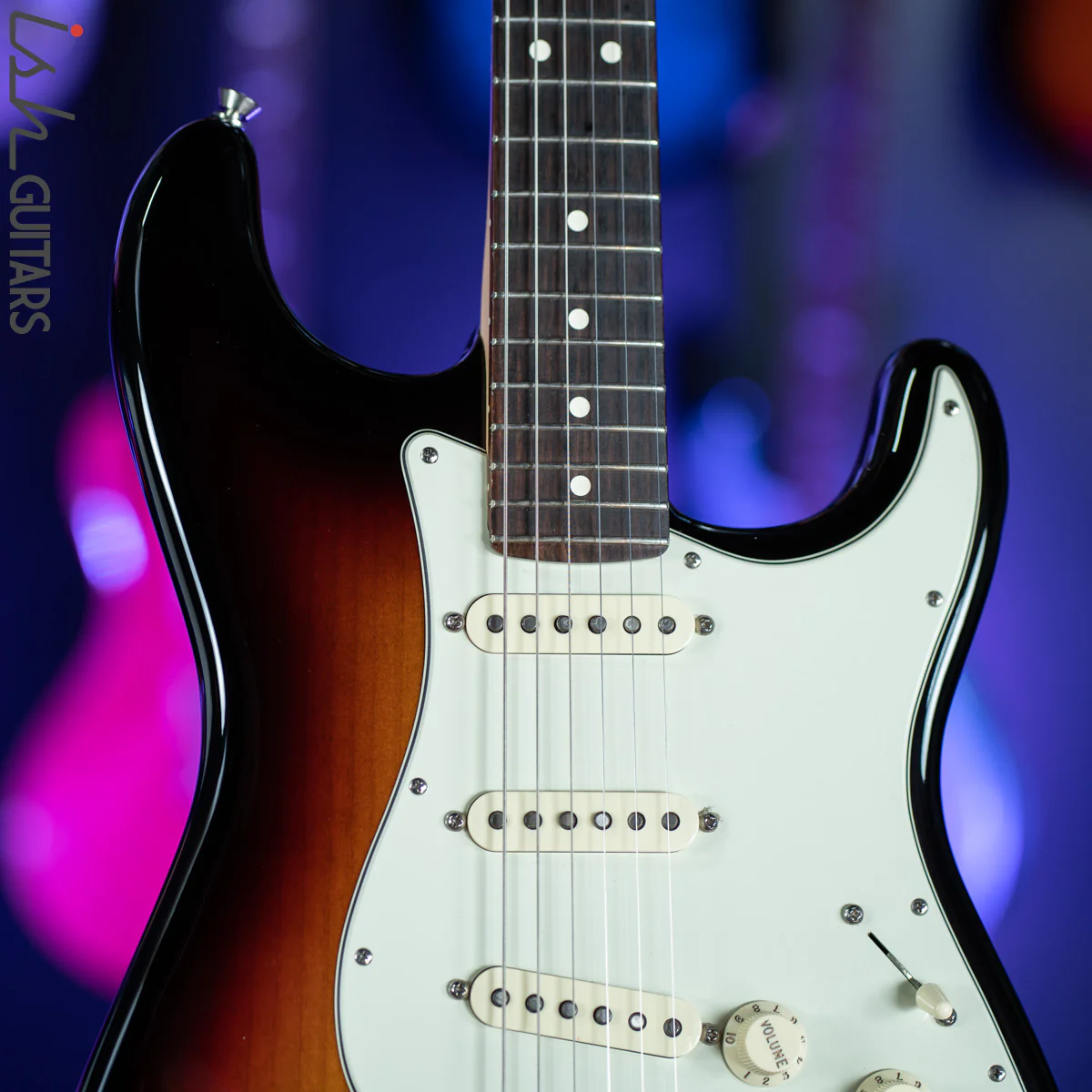 2018 Fender American Professional Stratocaster Burst - Image 3