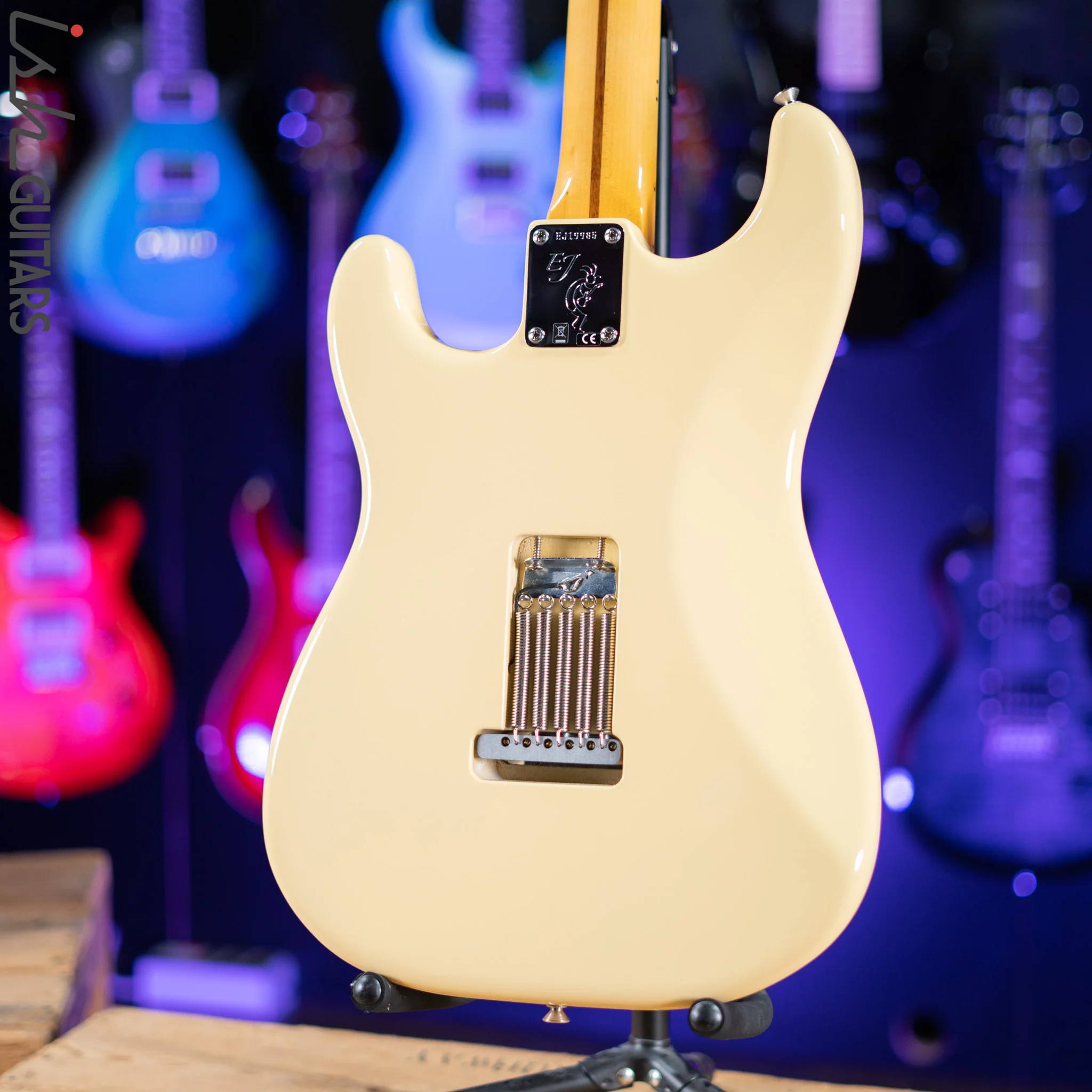 2018 Fender Eric Johnson Thinline Strat Vintage White - Image 9