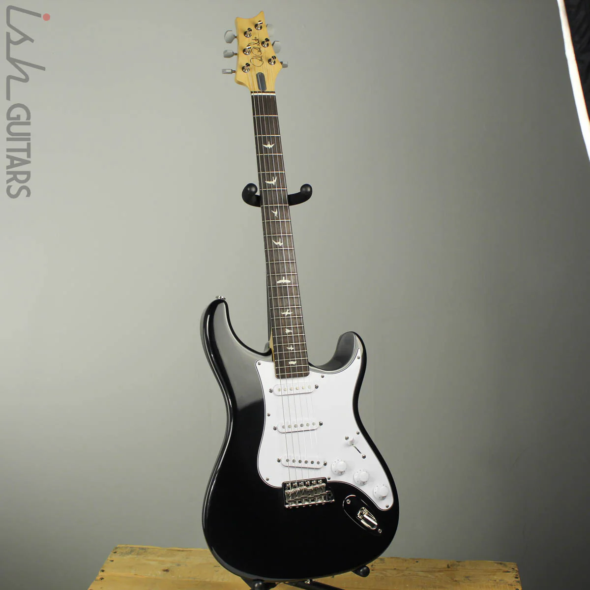 2018 Paul Reed Smith PRS John Mayer Silver Sky Electric Guitar Onyx (GIG BAG) - Image 2