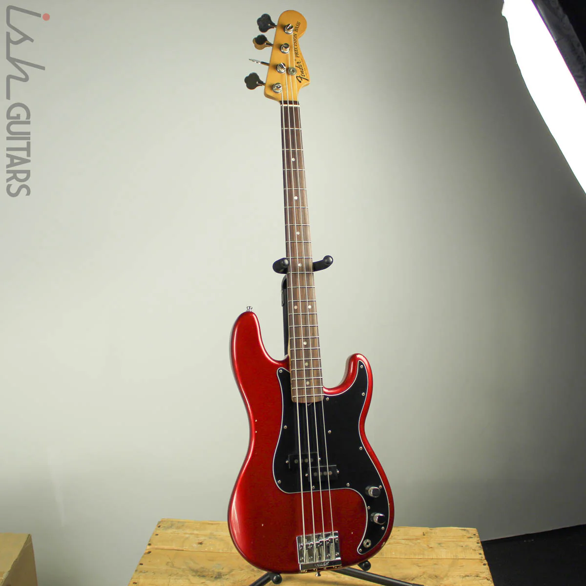 2019 Fender Nate Mendel Precision Bass MIM - Image 2