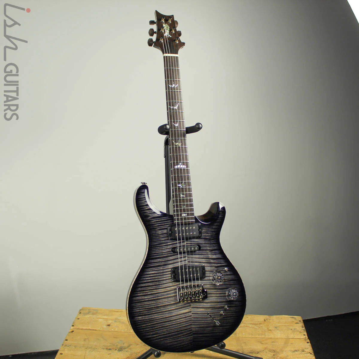 2019 PRS Modern Eagle V Private Stock Limited Frostbite Glow Smoked Purple Burst - Image 2