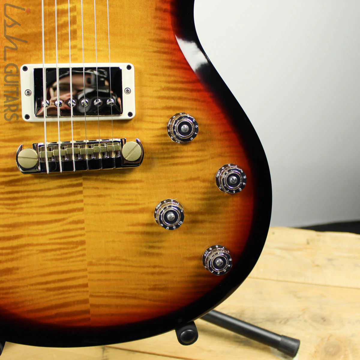 2019 PRS S2 Singlecut Tri-Color Sunburst Custom Color - Image 3