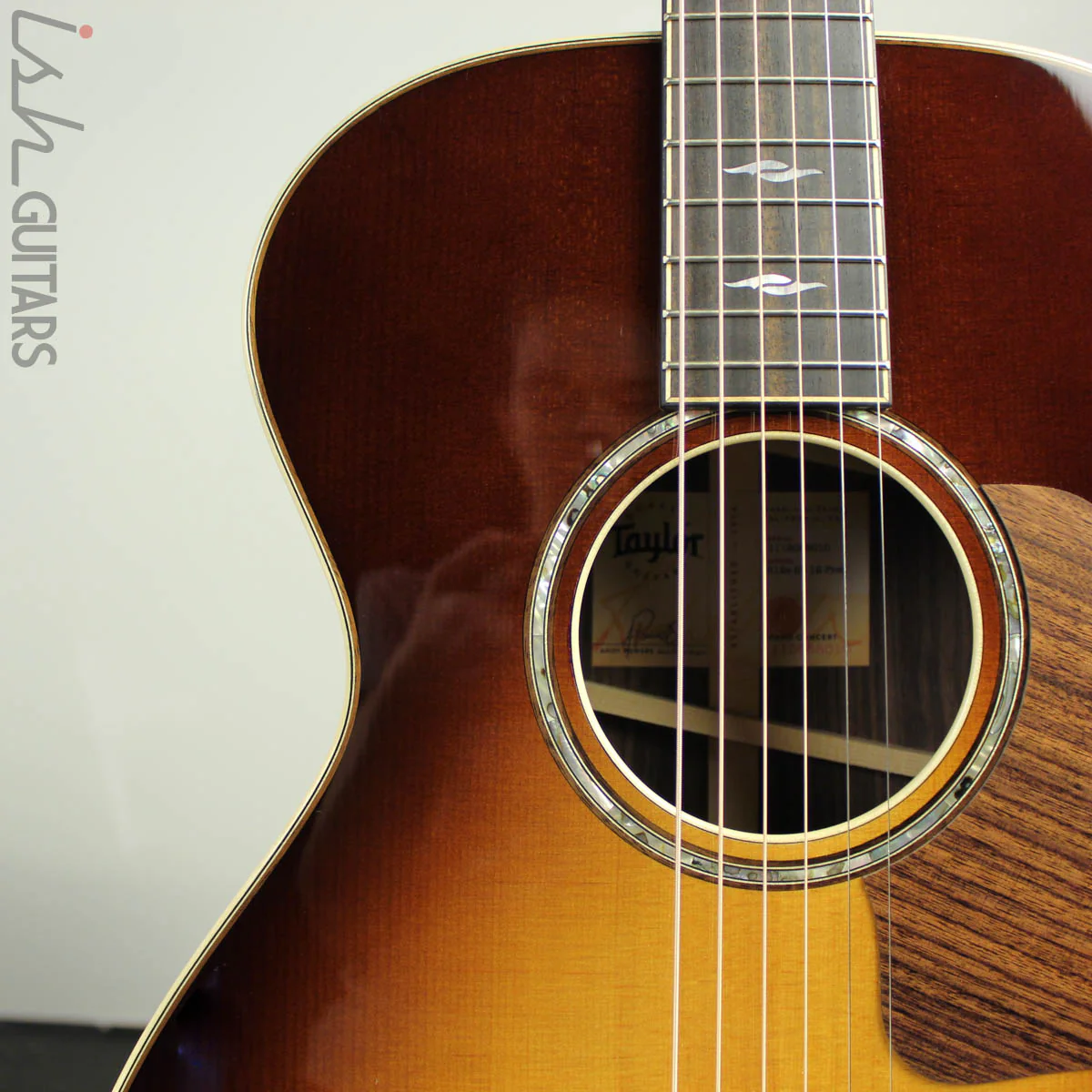 Taylor 812e 12-Fret Grand Concert Sunburst - Image 4