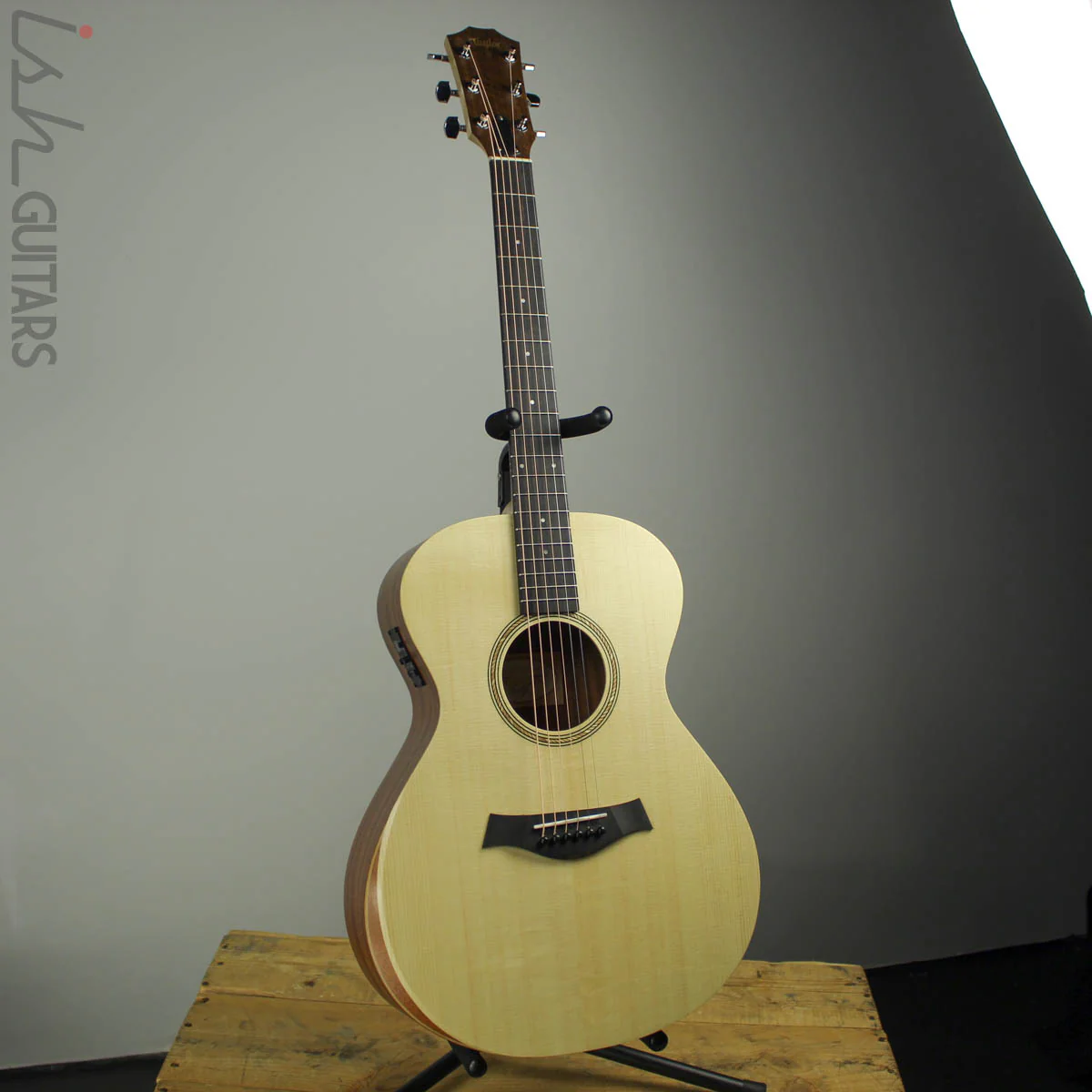 2019 Taylor Academy 12e Grand Concert Natural - Image 2