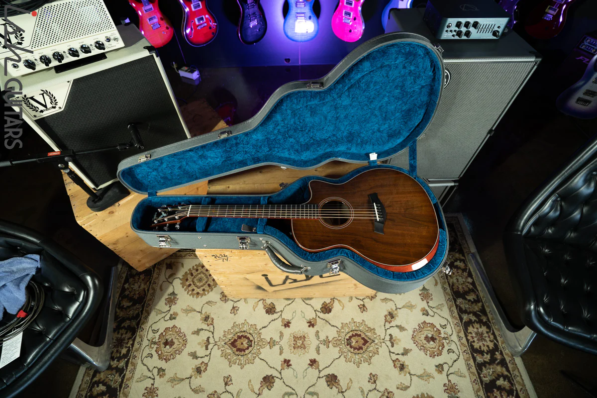 2019 Taylor Custom Grand Symphony Catch Walnut Bloodwood - Image 17