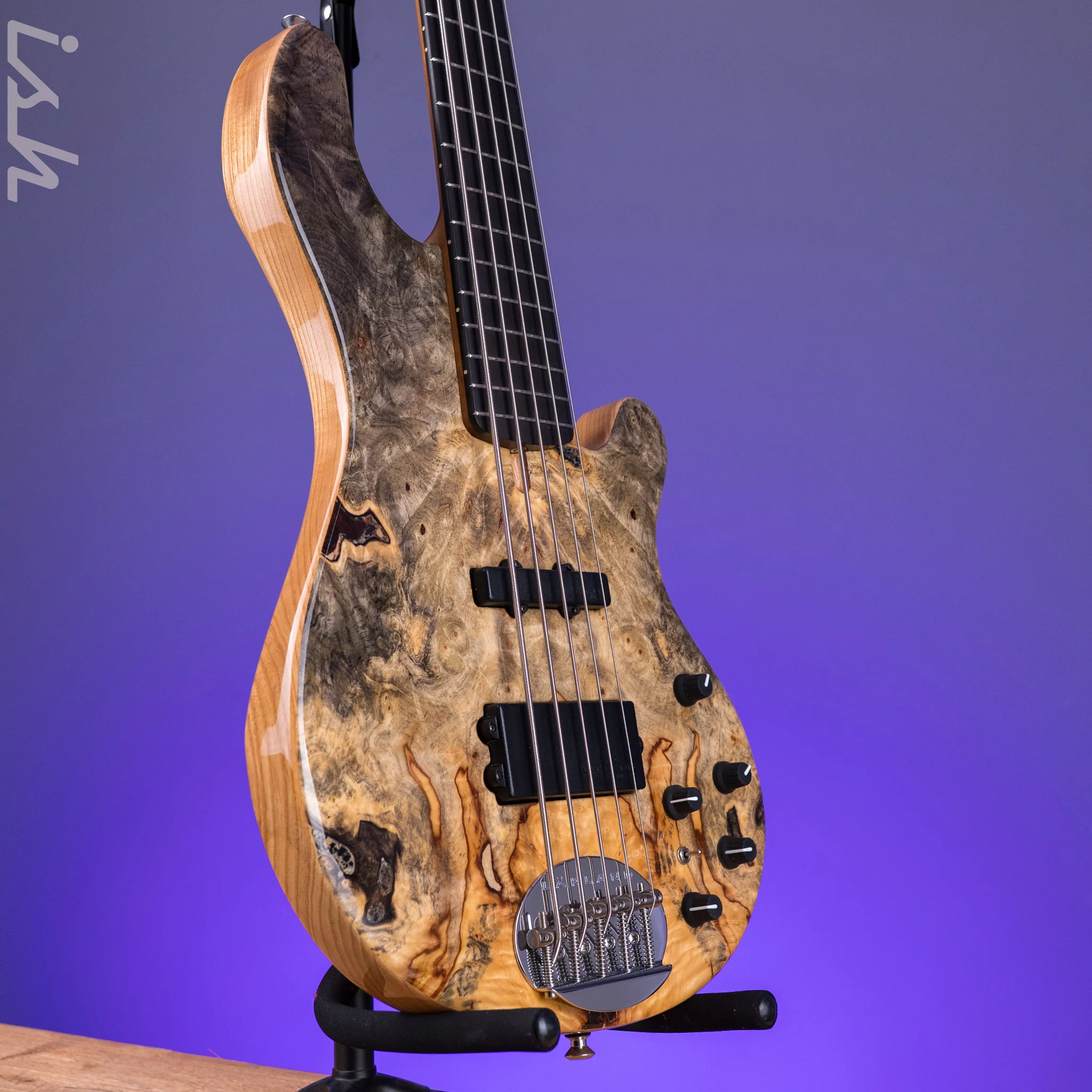 2020-2021 Lakland 55-94 Deluxe 5-String burl maple - Image 3