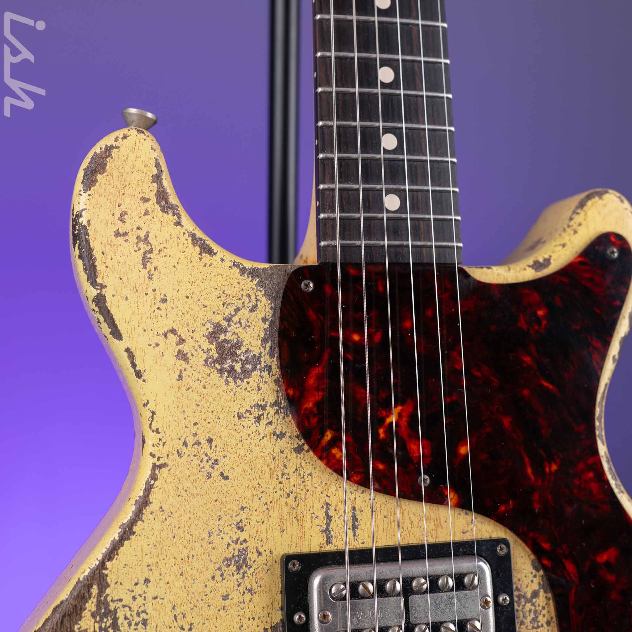 2020 Rock N Roll Relics Thunders DC Aged Yellow - Image 3