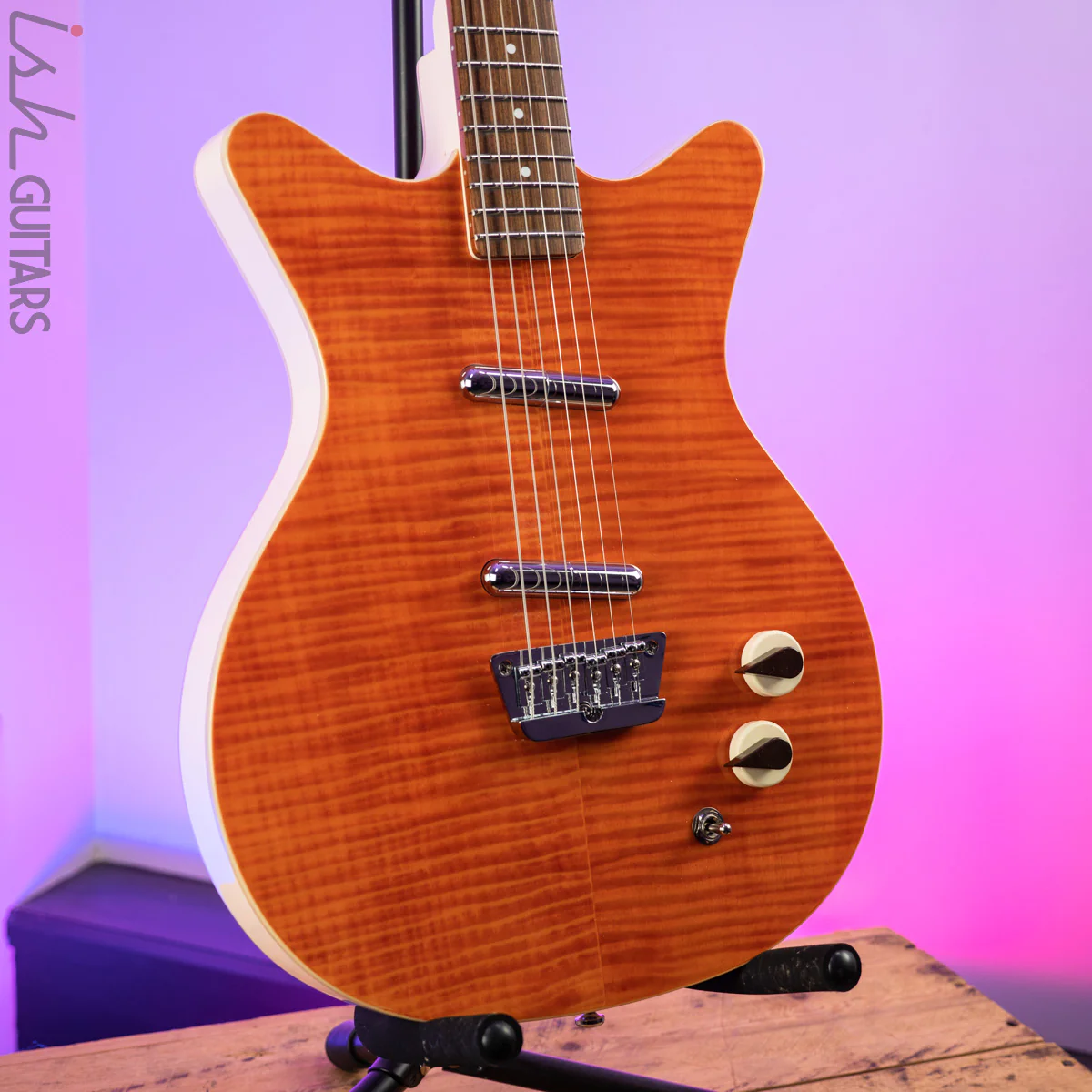 Danelectro '59 Divine Flame Maple - Image 5