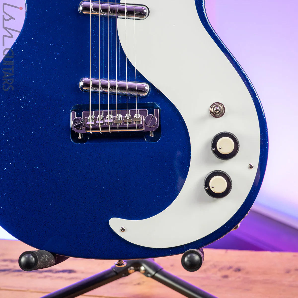 Danelectro '59M+ 60th Anniversary Blue Metal Flake - Image 4