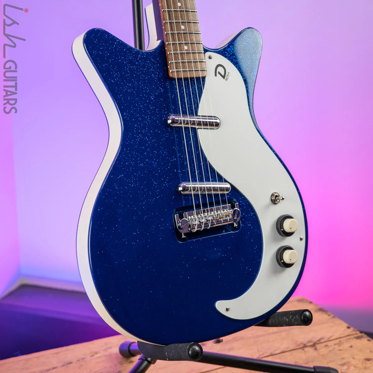 Danelectro '59M+ 60th Anniversary Blue Metal Flake - Image 5