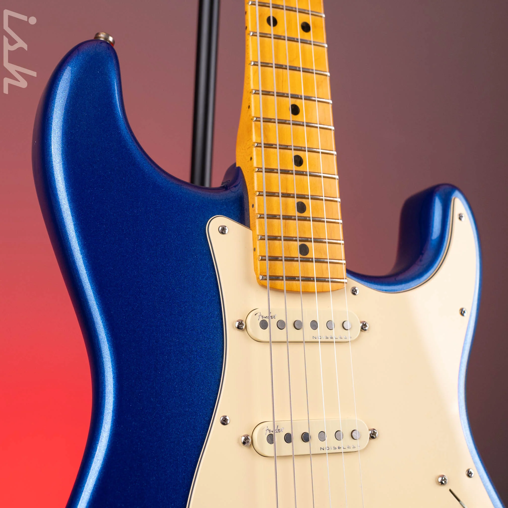 2021 Fender American Ultra Stratocaster Cobra Blue - Image 4