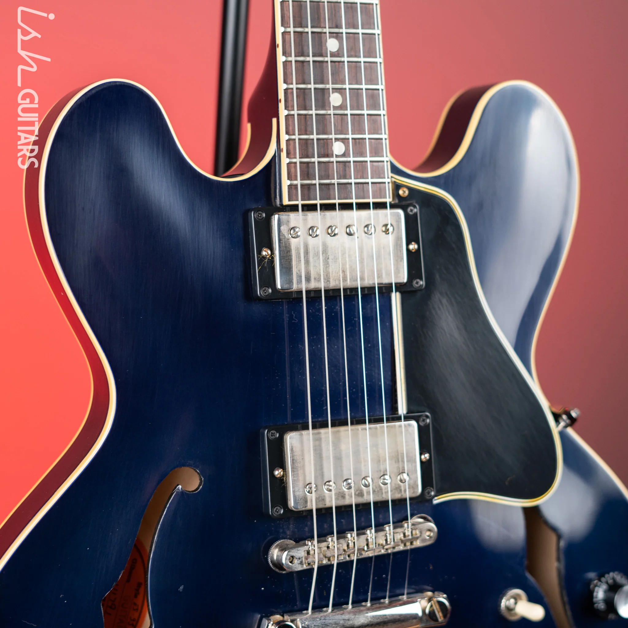 2021 Gibson Custom Shop ‘61 ES-335 Wildwood VOS Candy Apple Blue - Image 3