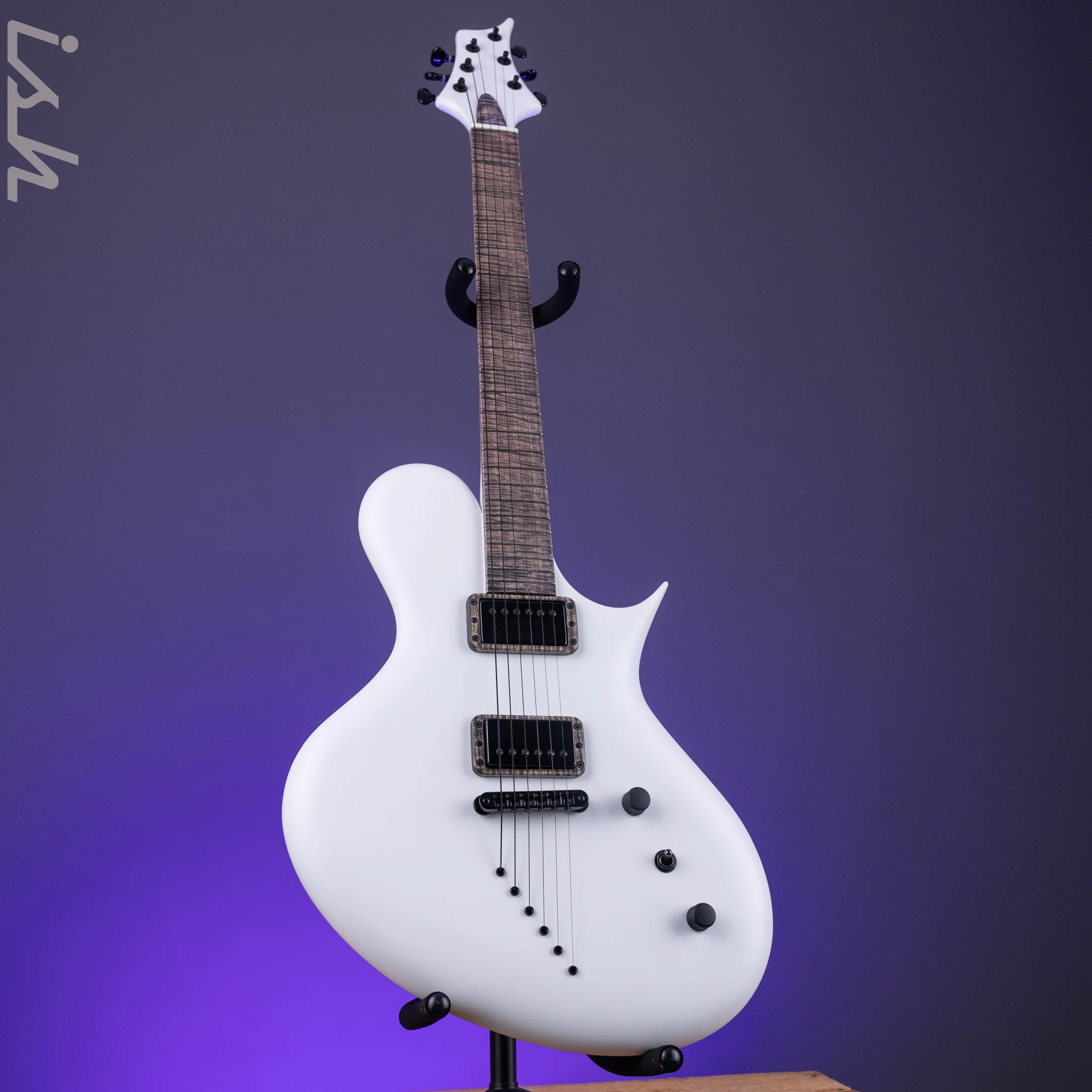 2021 Ritter “The Porsch” Frosted Carrara - Image 2