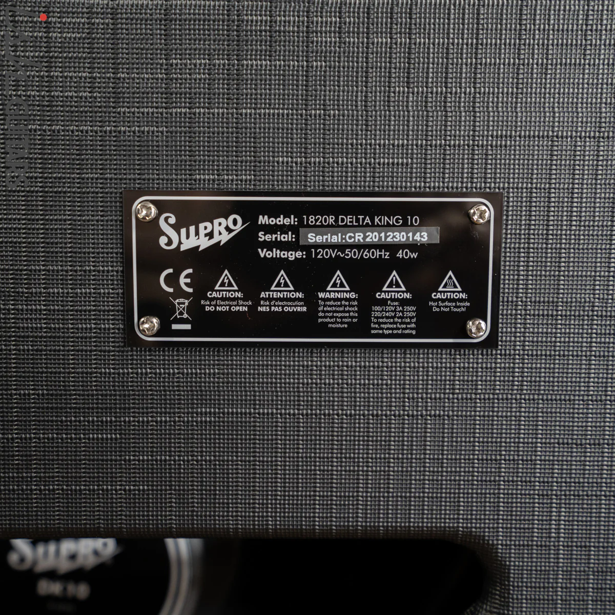 2021 Supro Delta King 10 1820R Black and Cream - Image 4