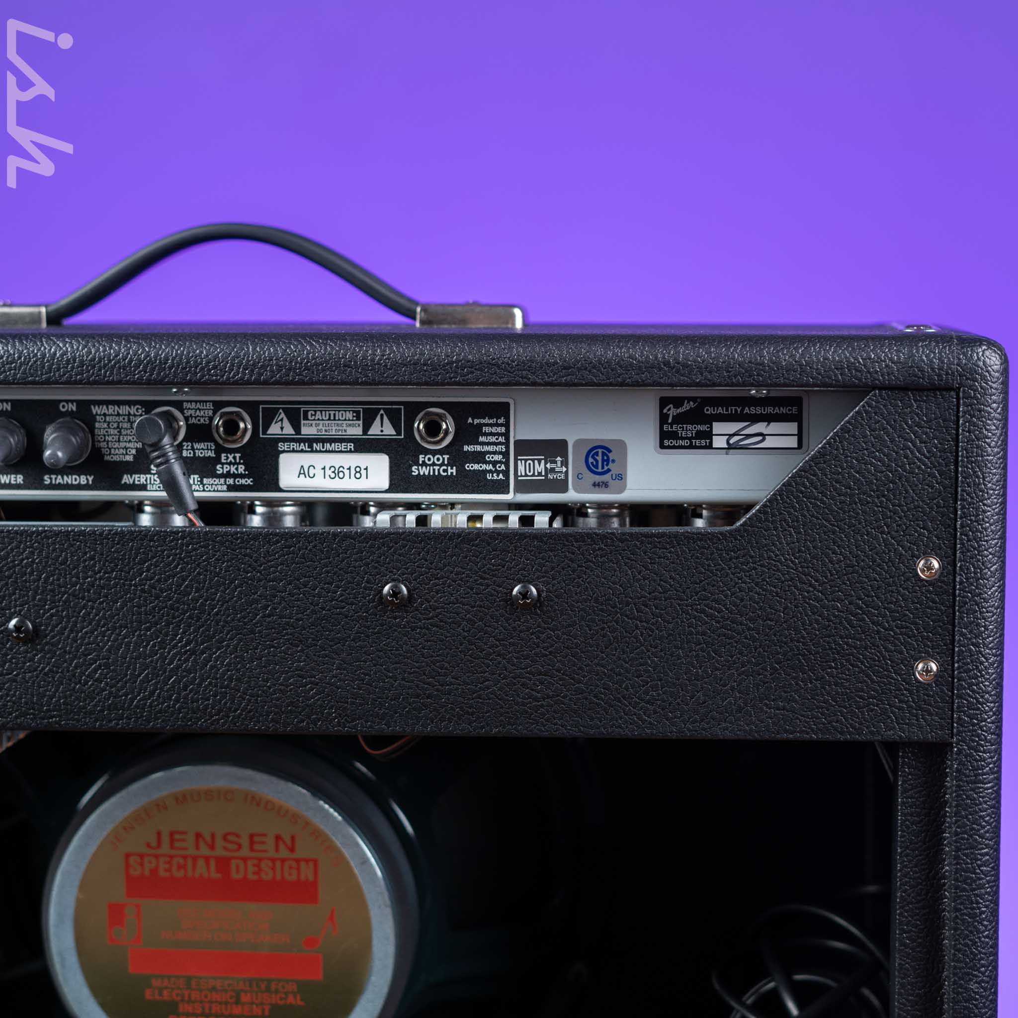 2022 Fender '65 Deluxe Reverb Combo Amp - Image 5