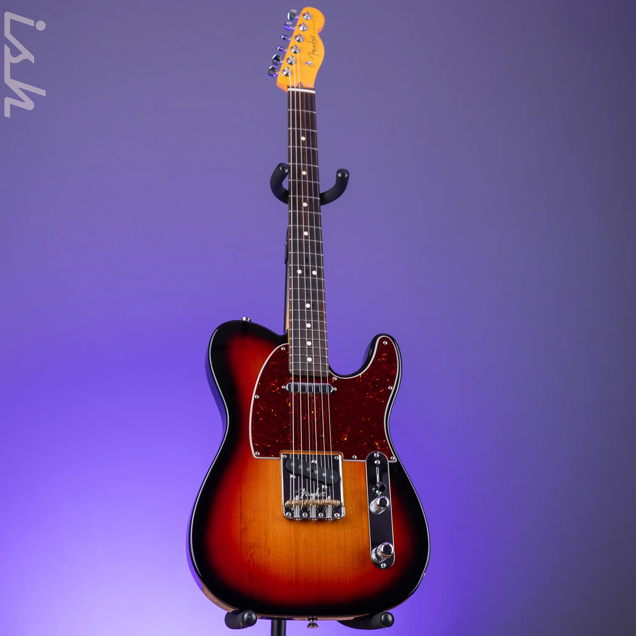 2022 Fender American Pro II Telecaster Sunburst - Image 2