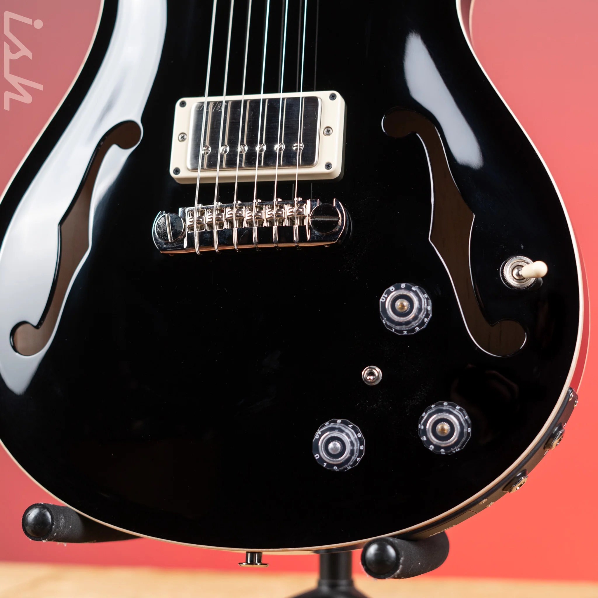 2022 PRS Hollowbody II Piezo Black Gloss W/ Natural Binding - Image 4