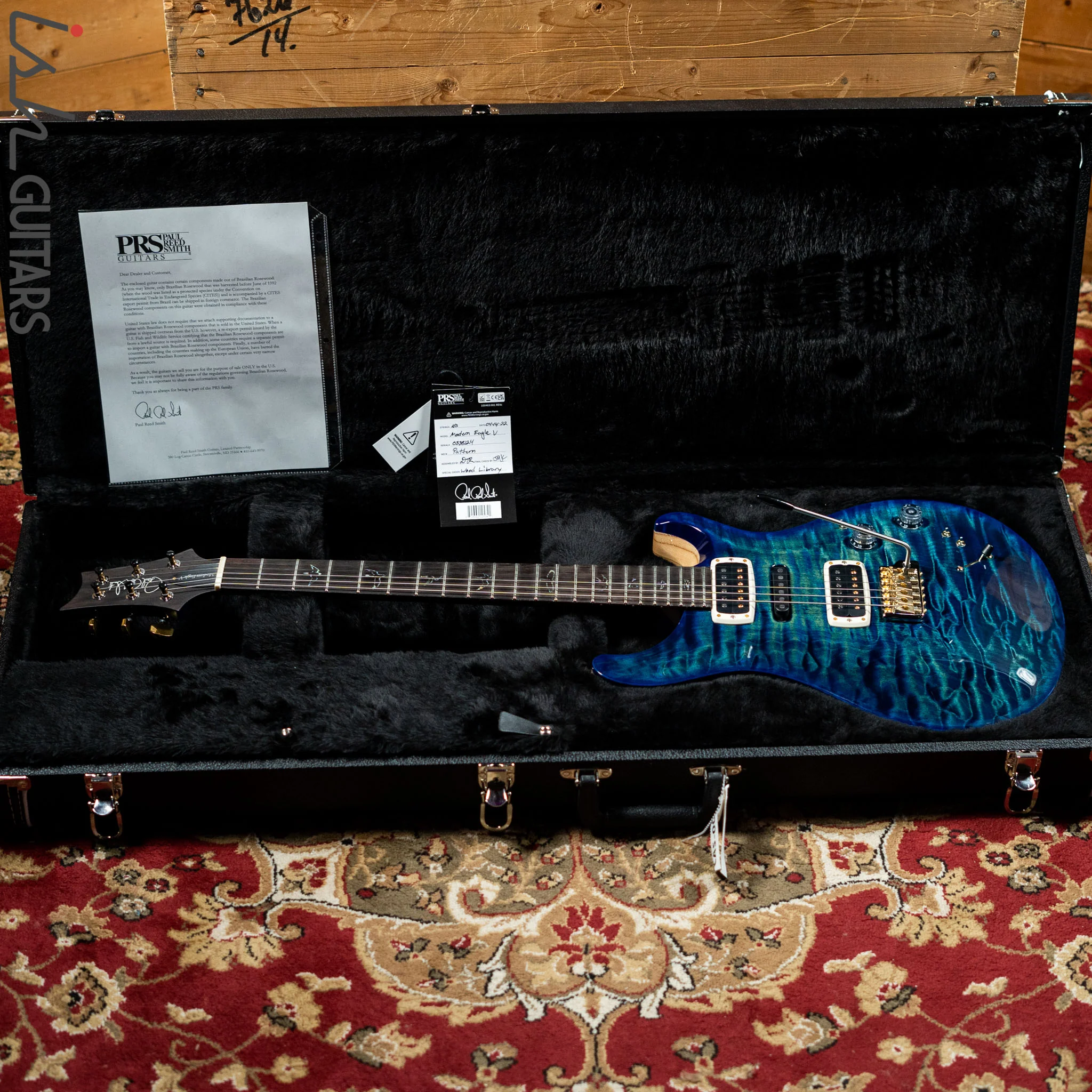 PRS Modern Eagle V Wood Library One Piece Quilt River Blue w/ Blue Burst - Image 13