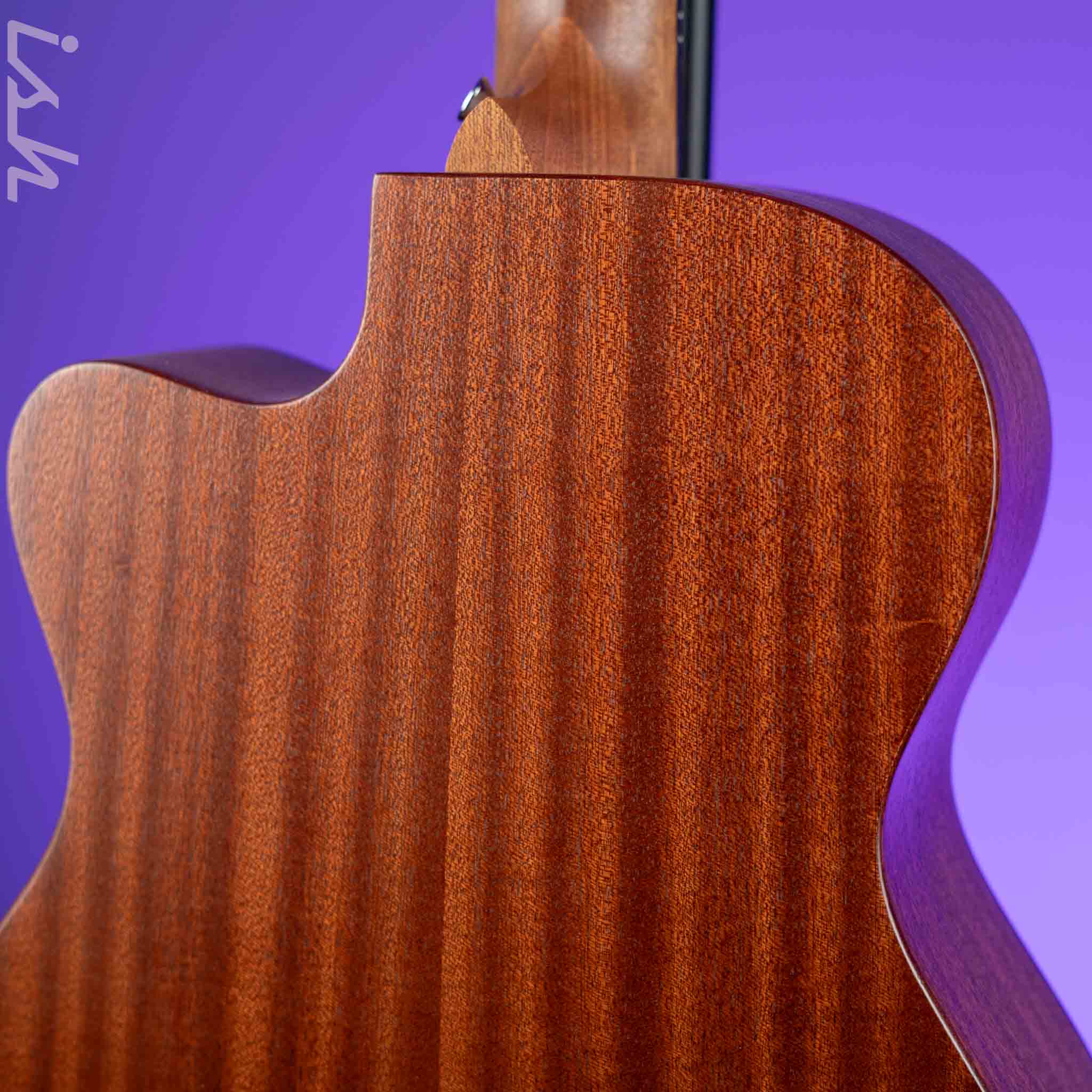 2023 Martin 000C-Jr10E Acoustic-Electric Bass Sunburst - Image 8