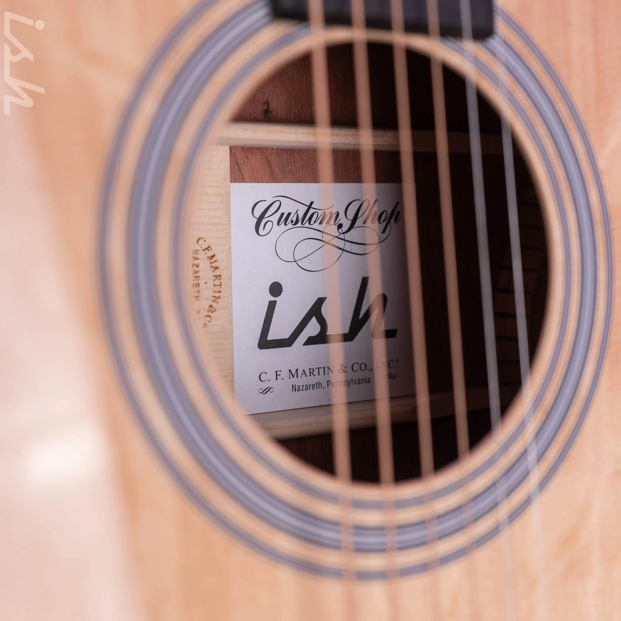 2024 Martin Custom Shop 000-28 Style Spruce and Quilted Bubinga - Image 12