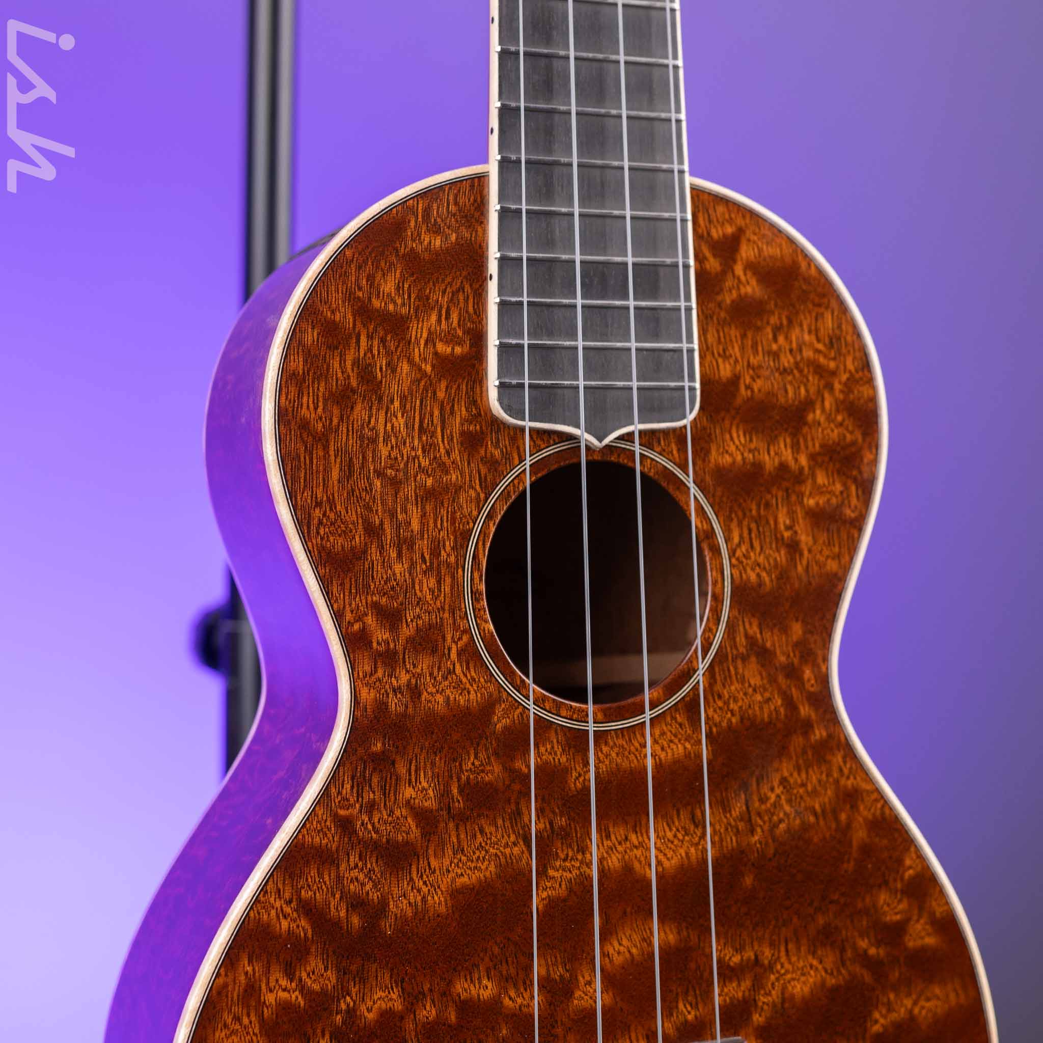 2024 Martin Custom Shop Concert Ukulele Natural Quilted Sapele - Image 3