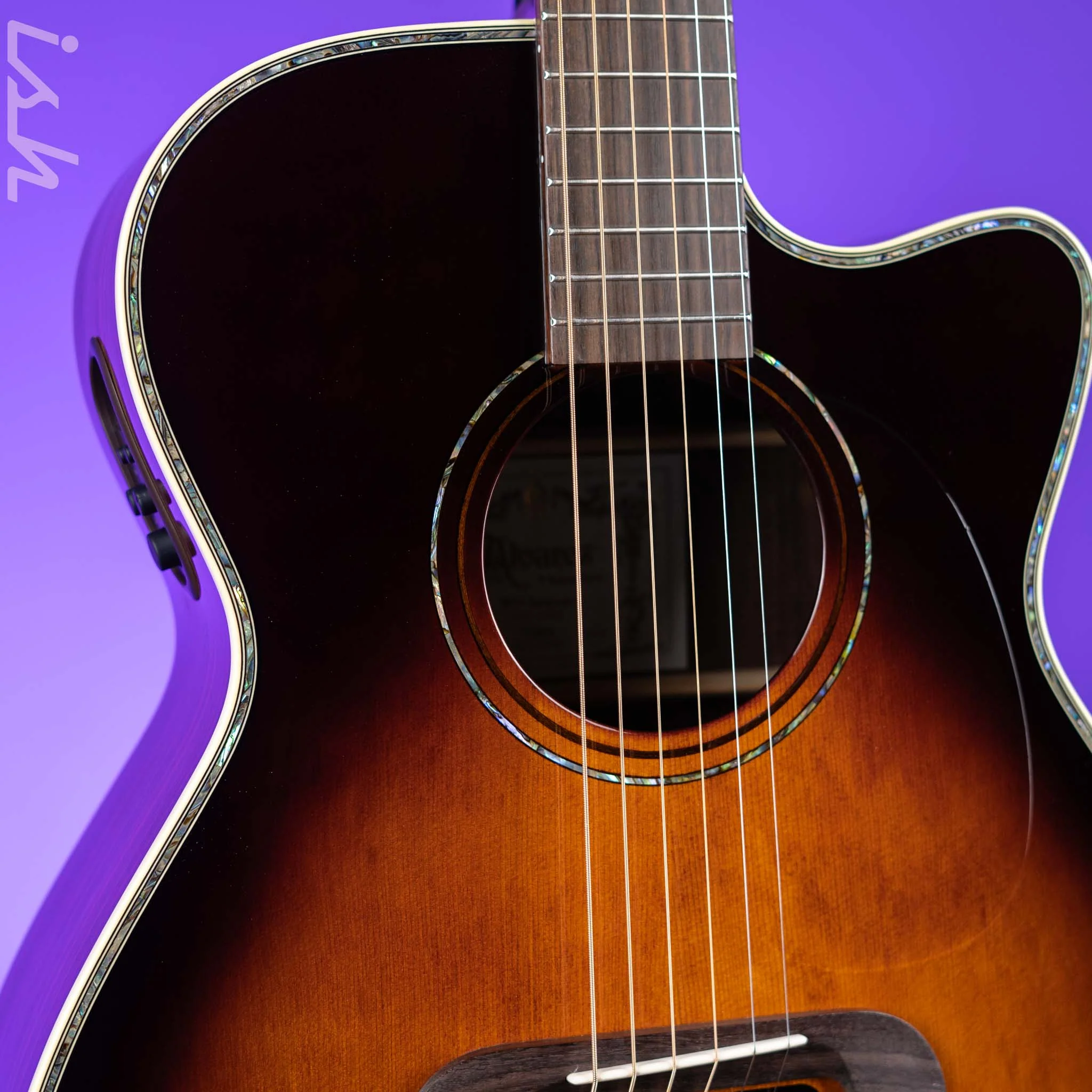 Alvarez Yairi WY1 Weir Stage Model Acoustic-Electric Guitar Sunburst B-Stock - Image 3