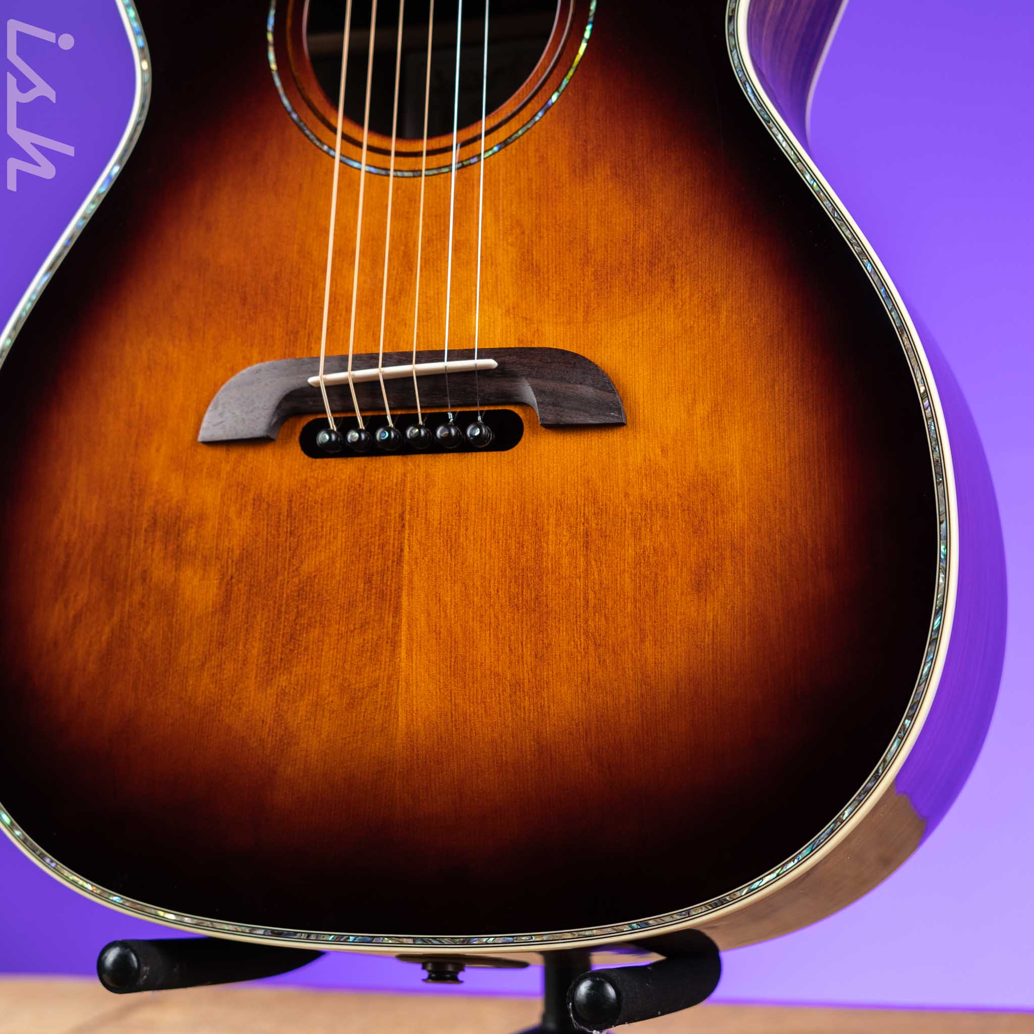 Alvarez Yairi WY1 Weir Stage Model Acoustic-Electric Guitar Sunburst B-Stock - Image 4