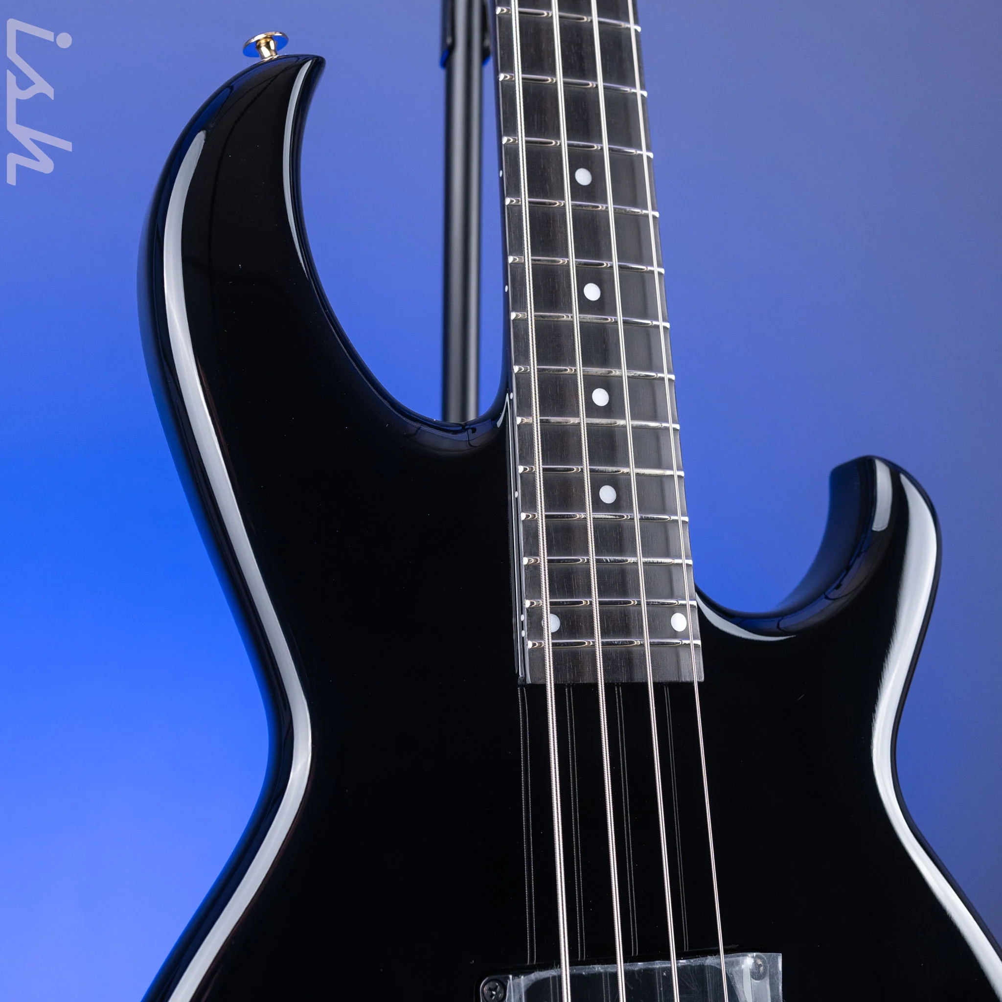 Aria Pro II SB-1000 4-String Bass Solid Black - Image 4