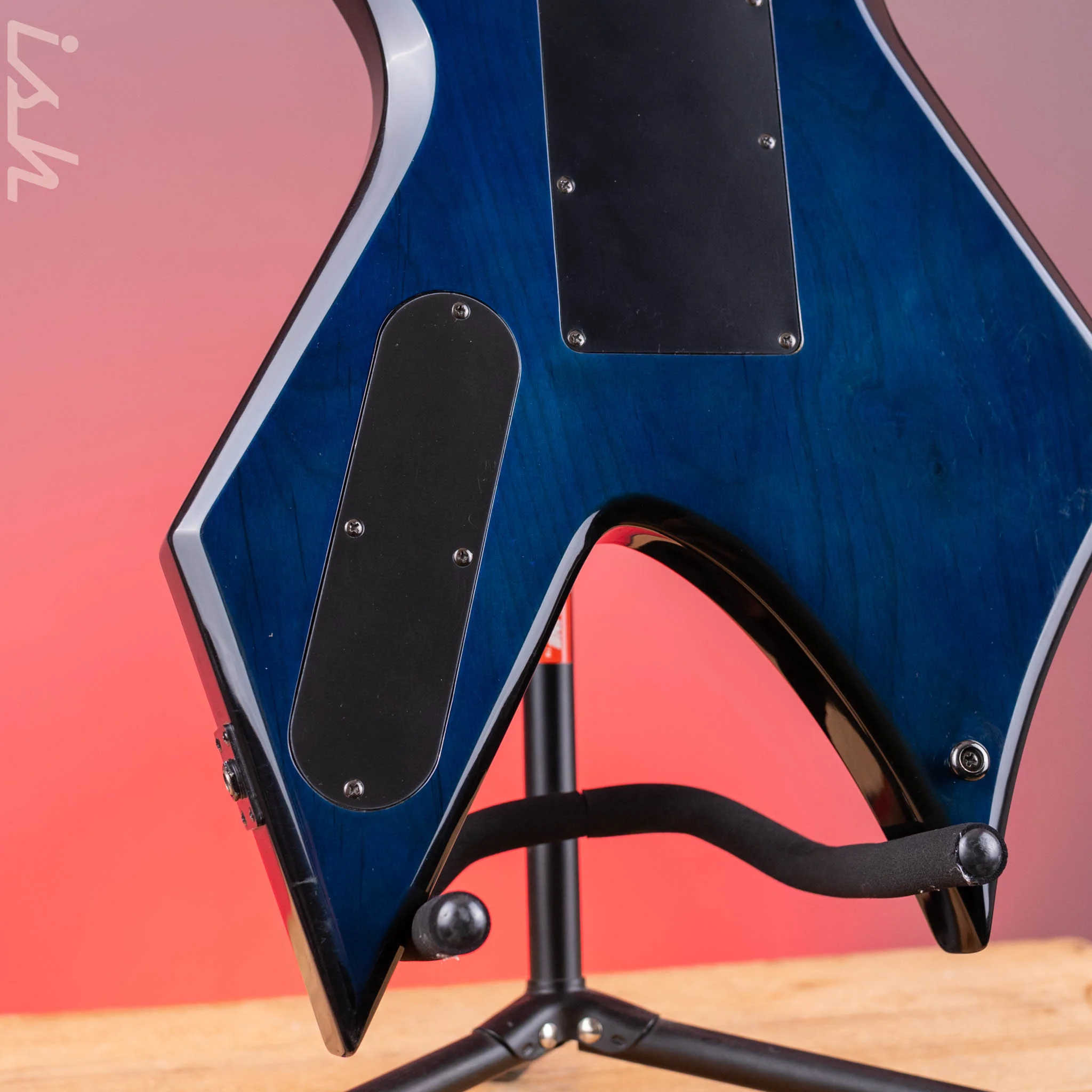 BC Rich Warlock Blue - Image 12