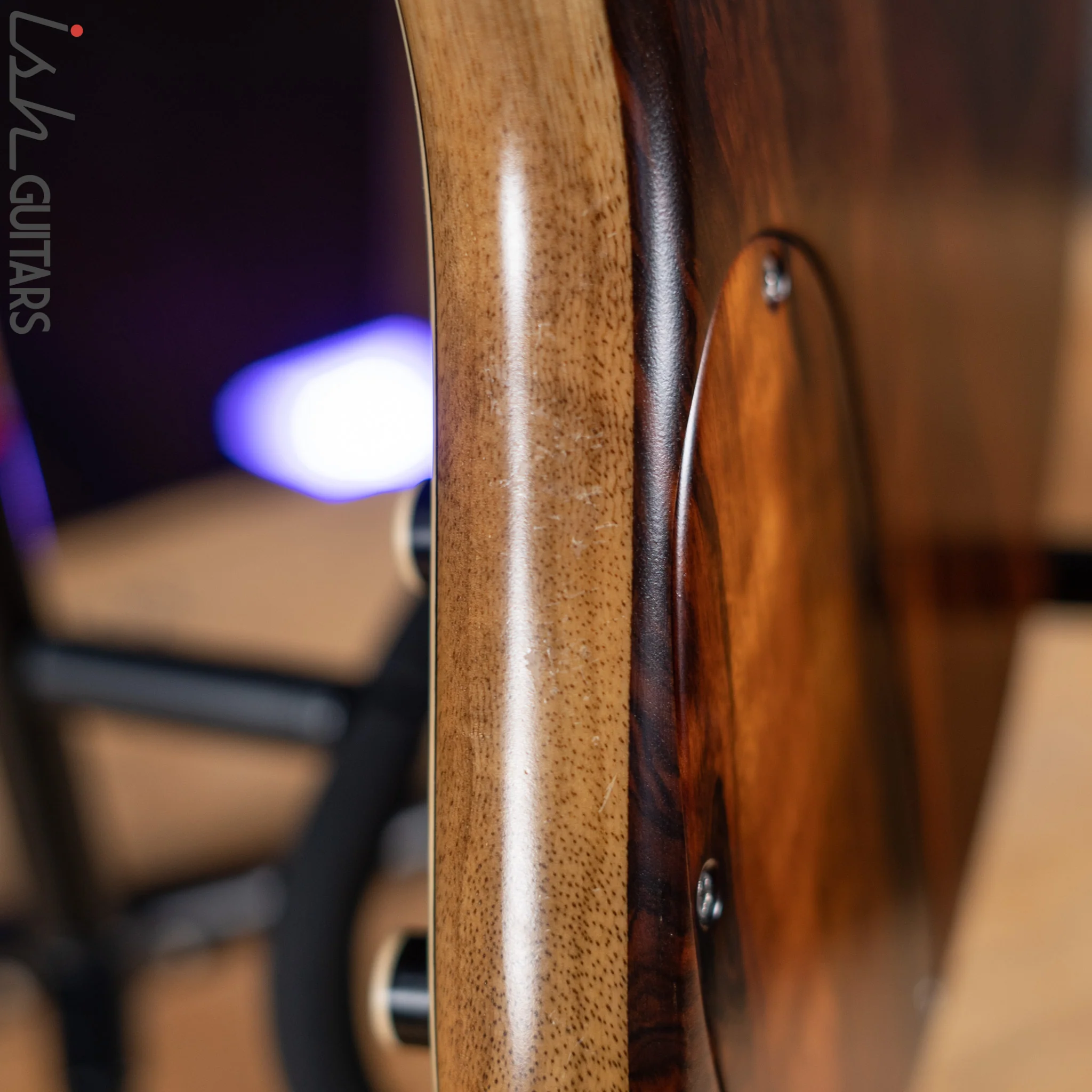 Benavente SCB Hollowbody Fretless 5 String Bass Natural - Image 14