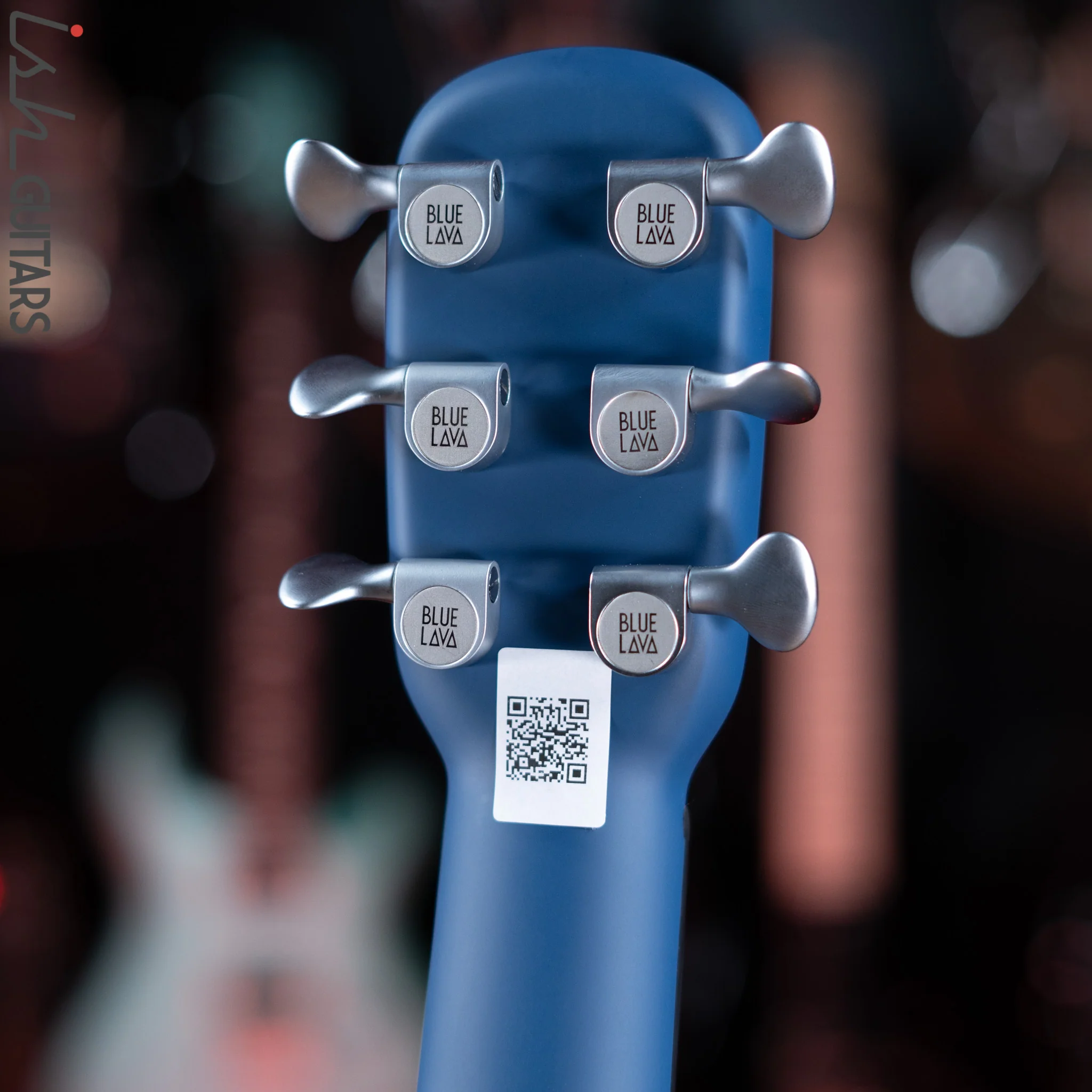 Lava Music Blue Lava Smart Acoustic Guitar Ice Blue/ Ocean Blue w/ Airflow Bag - Image 10