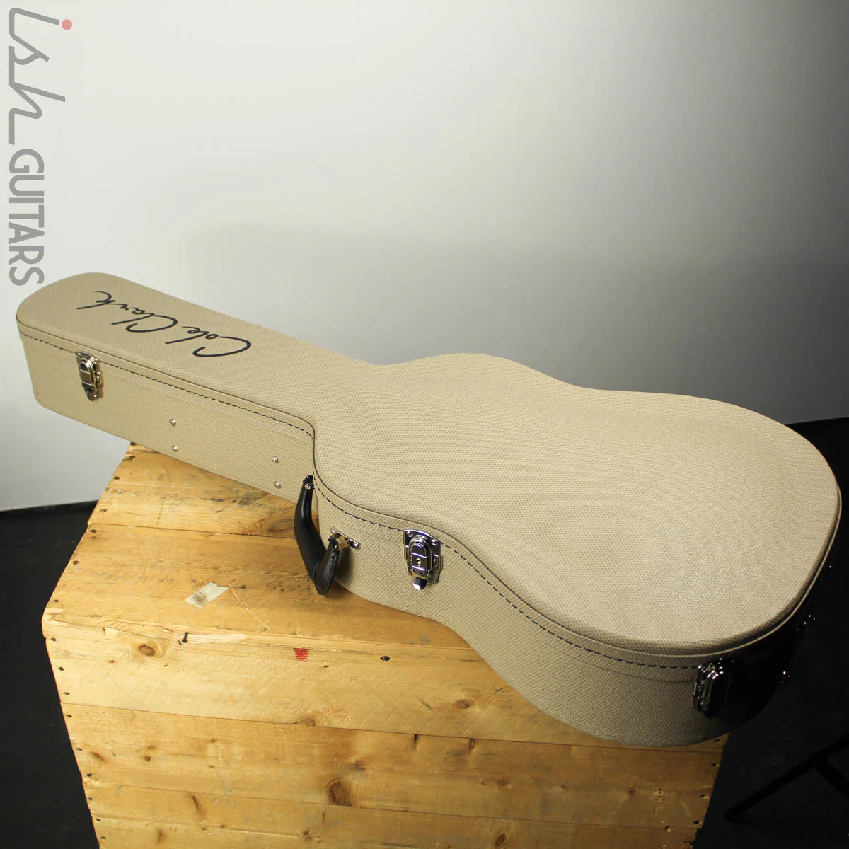 Cole Clark Fat Lady FL2EC-BLBL Sunburst Australian Blackwood - Image 11