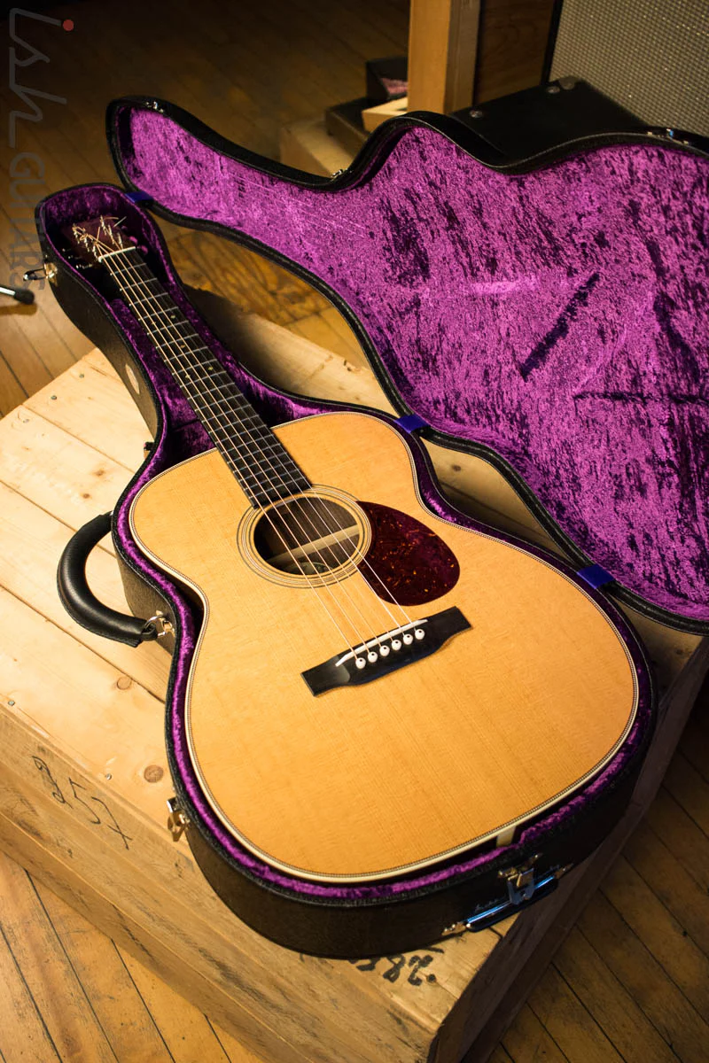 Collins OM2HT Acoustic Guitar - Image 10