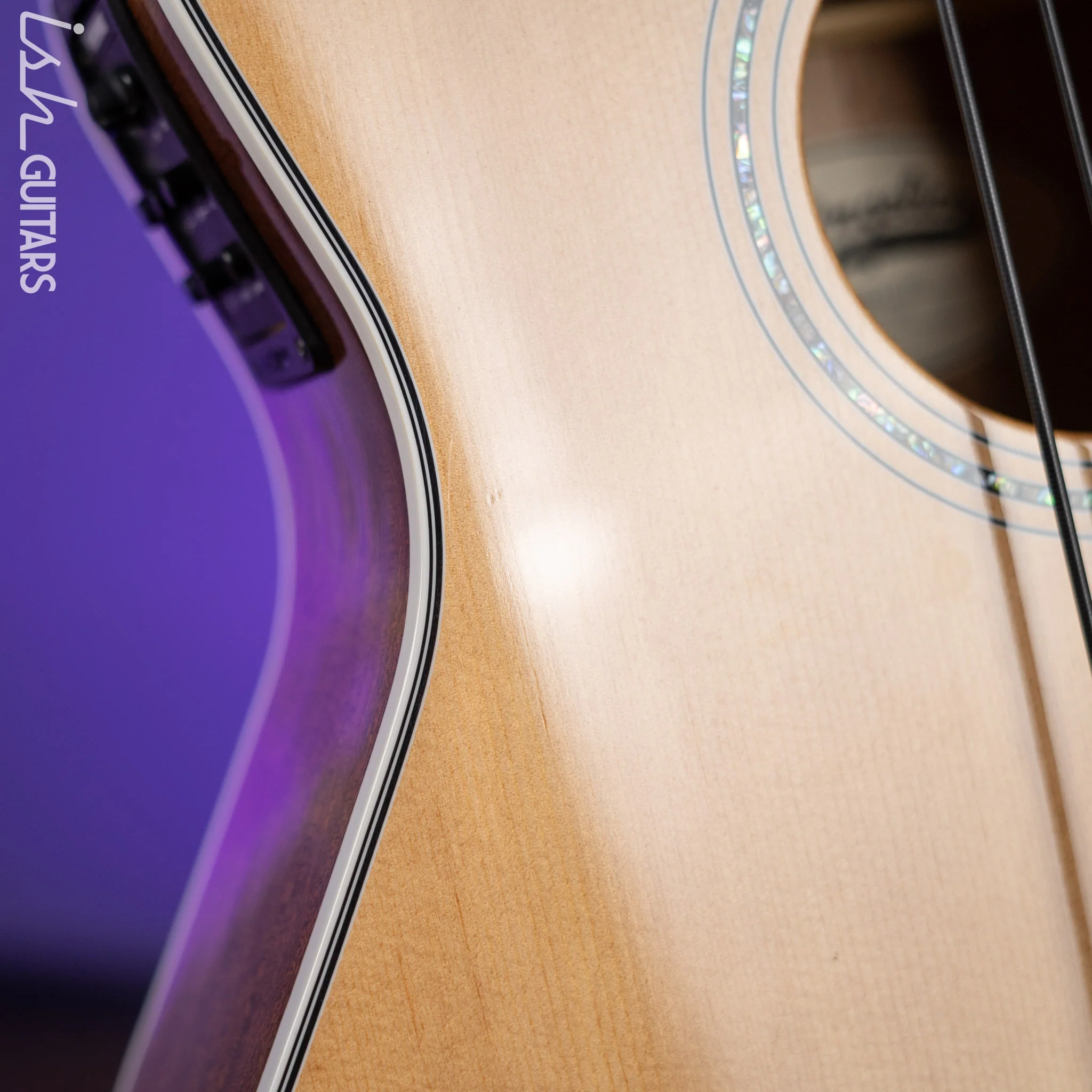 D’Angelico Premier DAPB700 Acoustic-Electric Bass Guitar Natural - Image 13