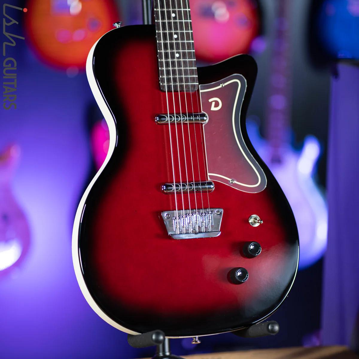 Danelectro '56 Baritone Red Burst - Image 7
