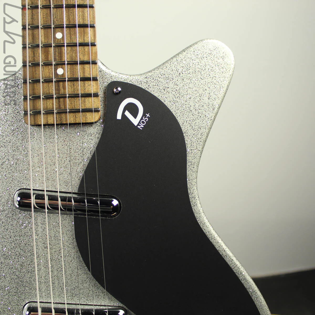 Danelectro 59M NOS+ 60th Anniversary Edition Silver Metalflake - Image 3