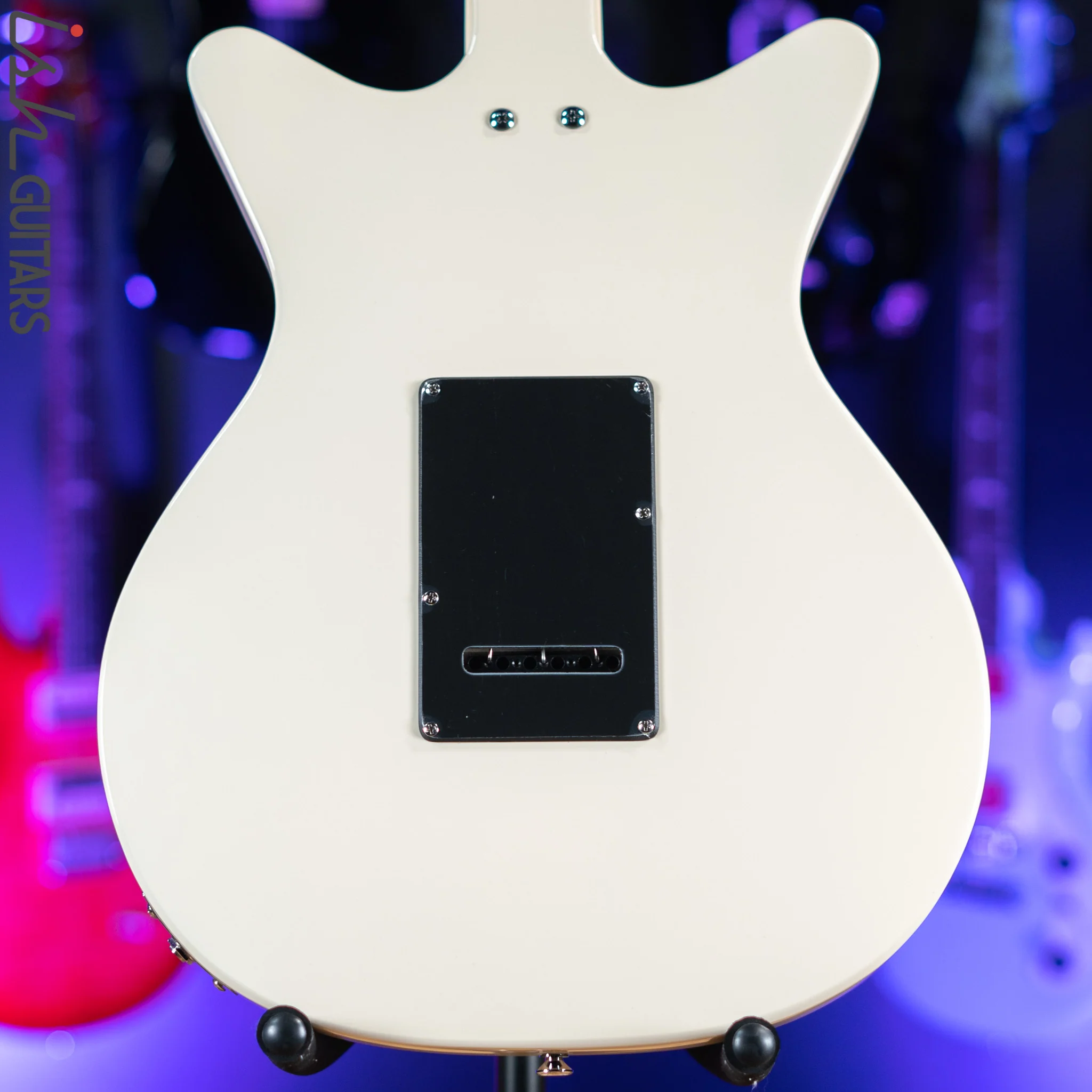 Danelectro '59XT Electric Guitar Vintage Cream Demo - Image 7