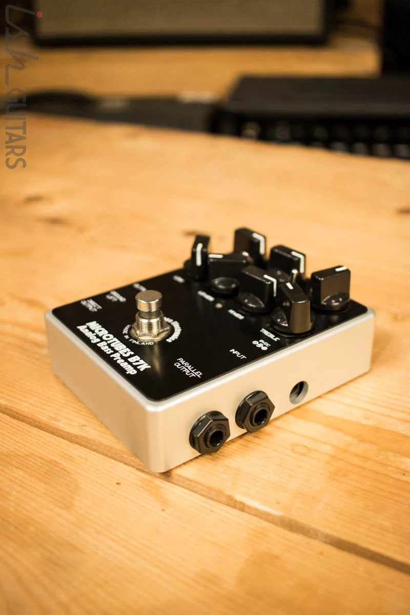 Darkglass Electronics Microtubes b7k Analog Bass Preamp - Image 3
