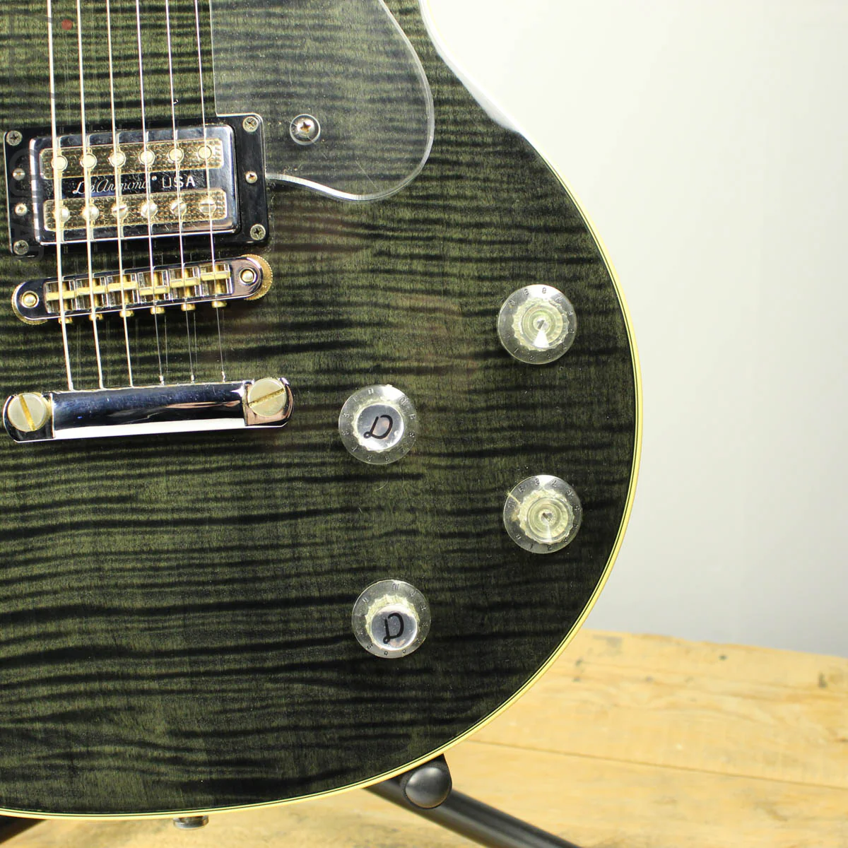 2001 DeArmond M-72 Transparent Black Flame Top - Image 4