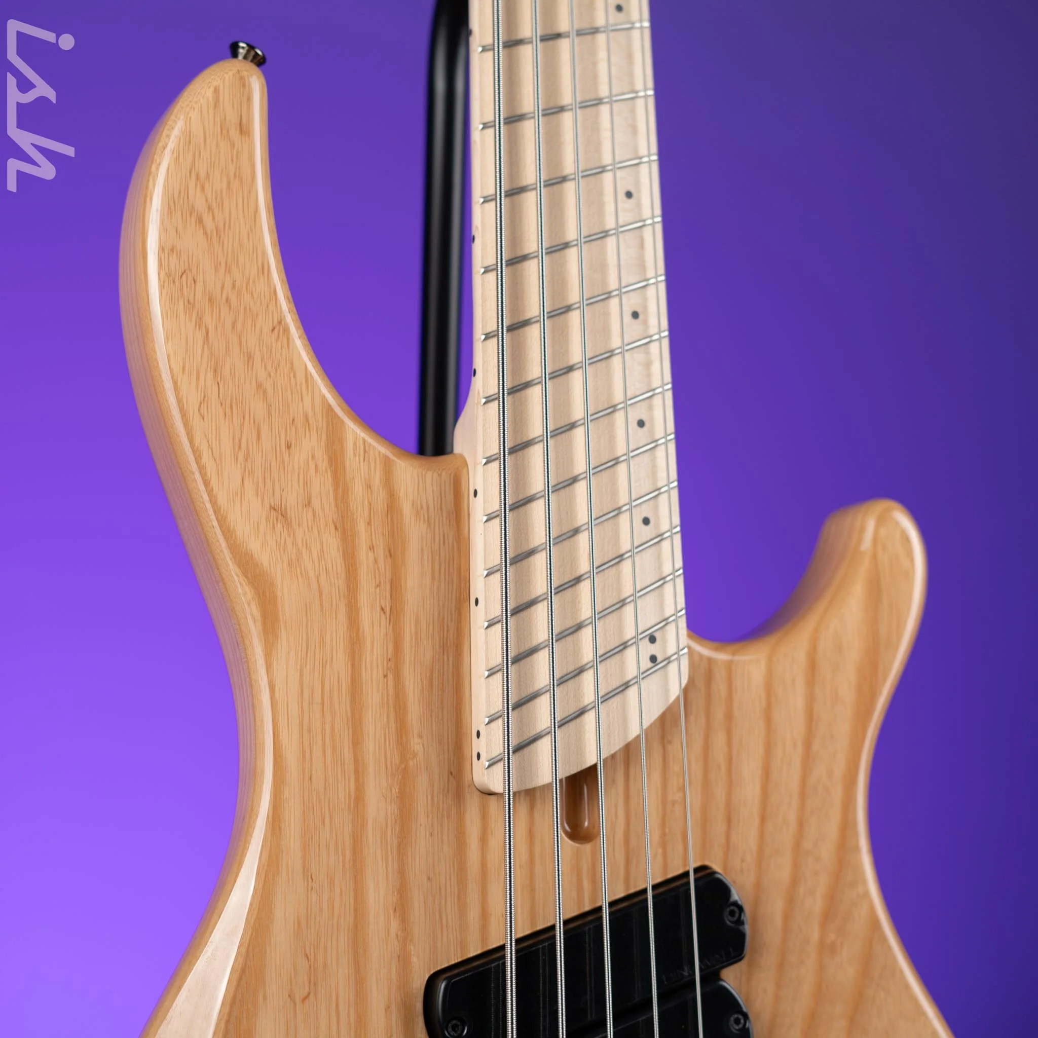 Dingwall Combustion 5-String Bass Natural Ash - Image 3