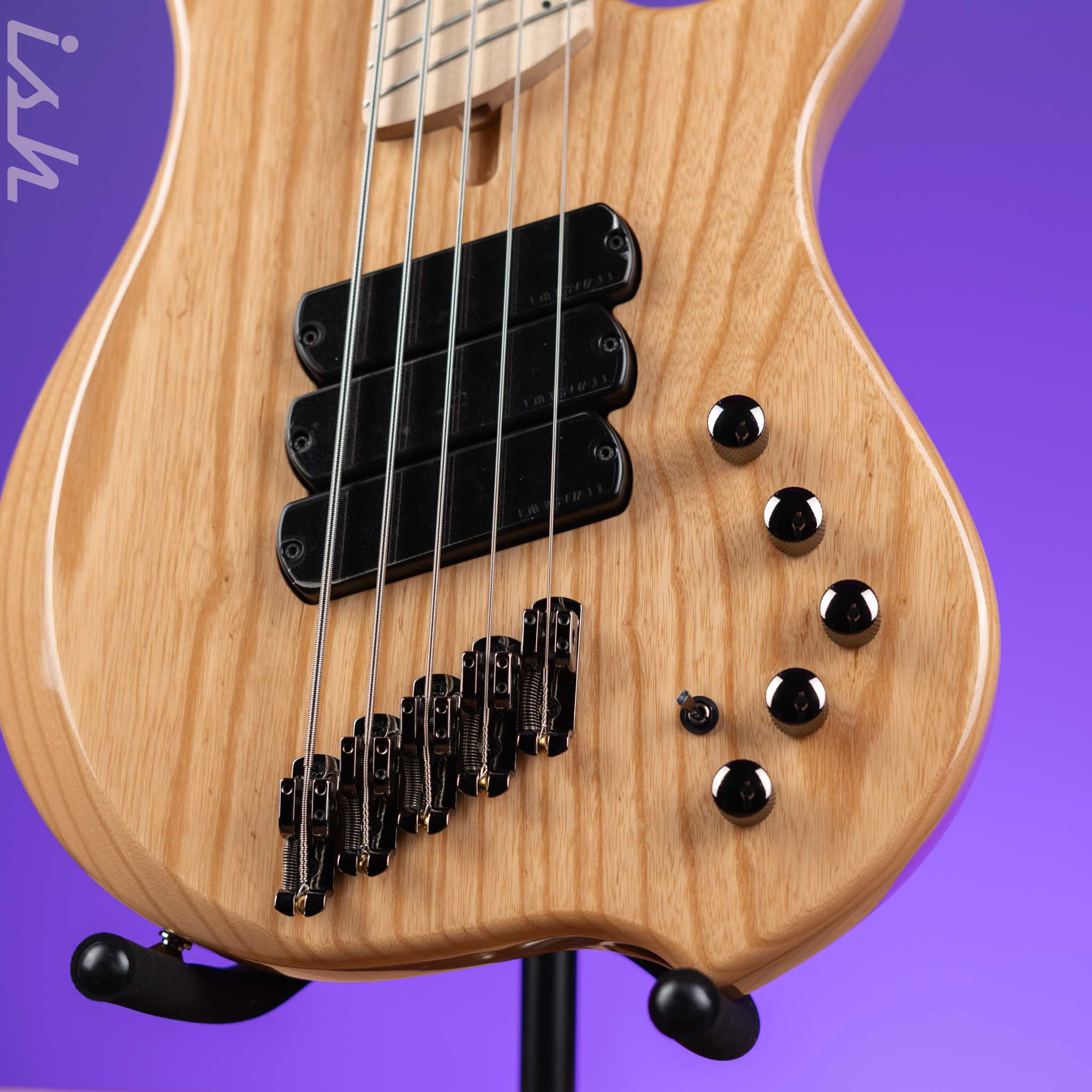 Dingwall Combustion 5-String Bass Natural Ash - Image 4