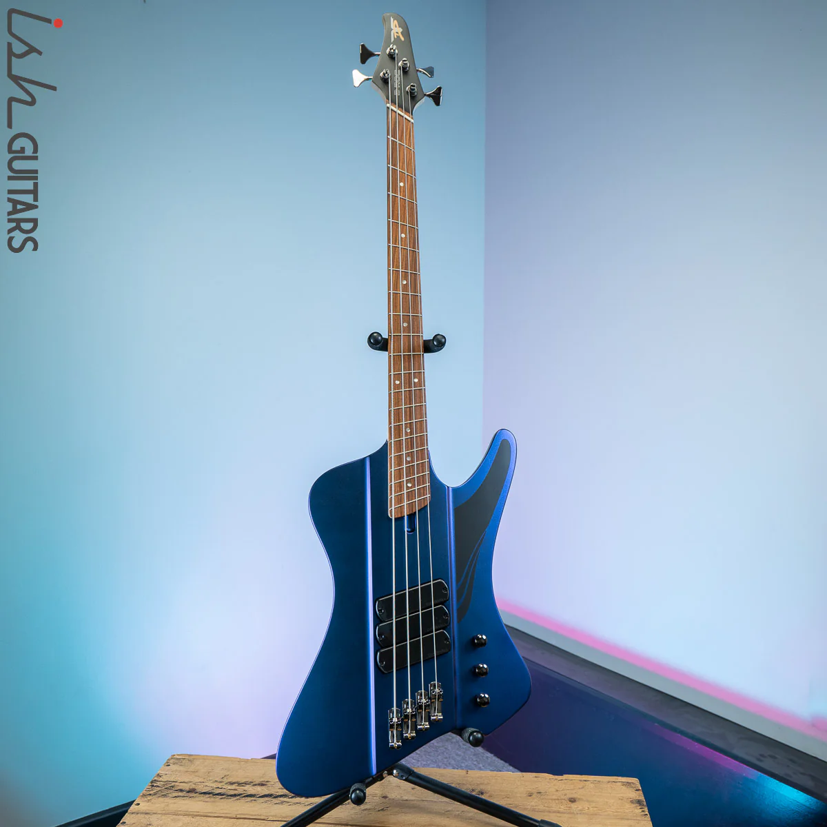 Dingwall D-ROC 4-String Standard Matte Blue to Purple Colorshift - Image 2