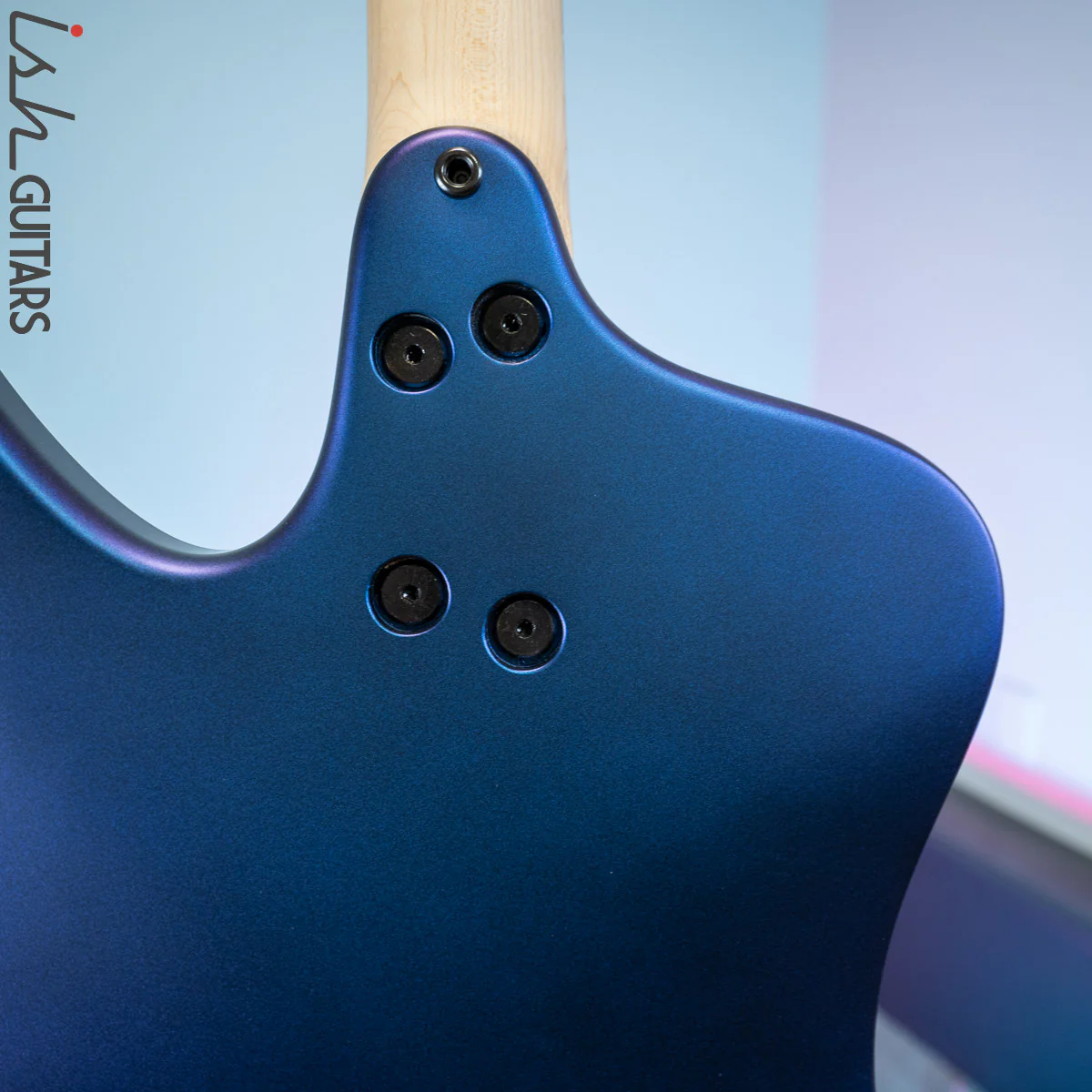 Dingwall D-ROC 4-String Standard Matte Blue to Purple Colorshift - Image 9