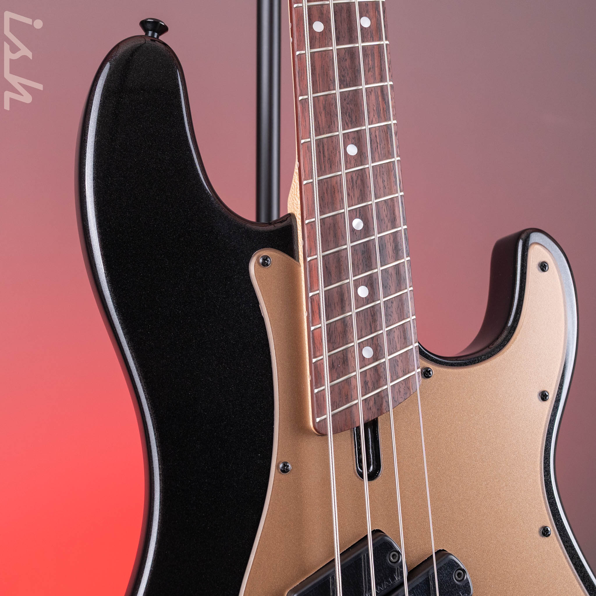 Dingwall SP1 4-String Bass Gloss Metallic Black - Image 4