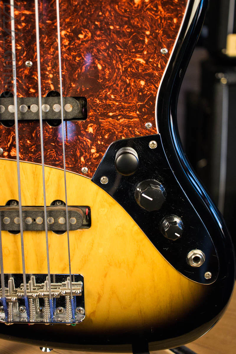 Early 90’s Schecter California Custom Fretless Jazz Bass - Image 4