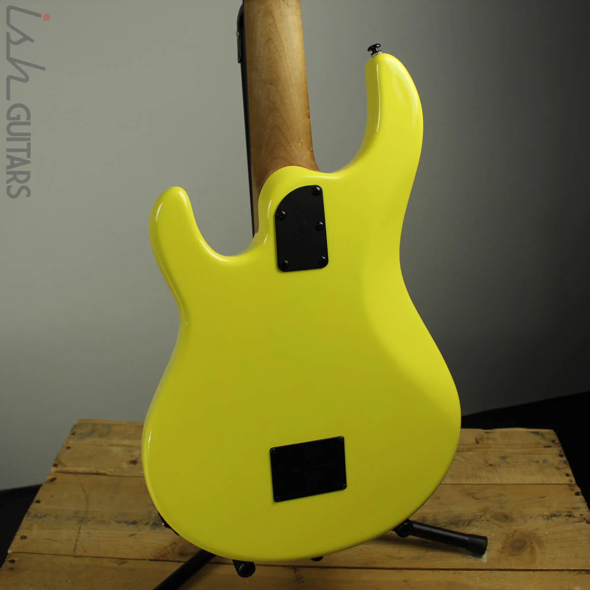 Ernie Ball Music Man StingRay 5 HH Special HD Yellow - Image 7