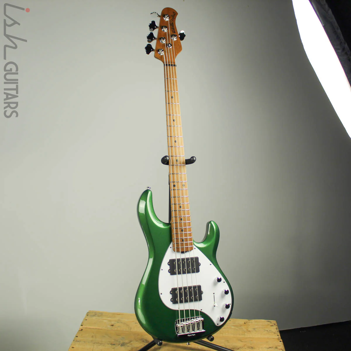 Ernie Ball Music Man StingRay Special 5HH Charging Green - Image 2