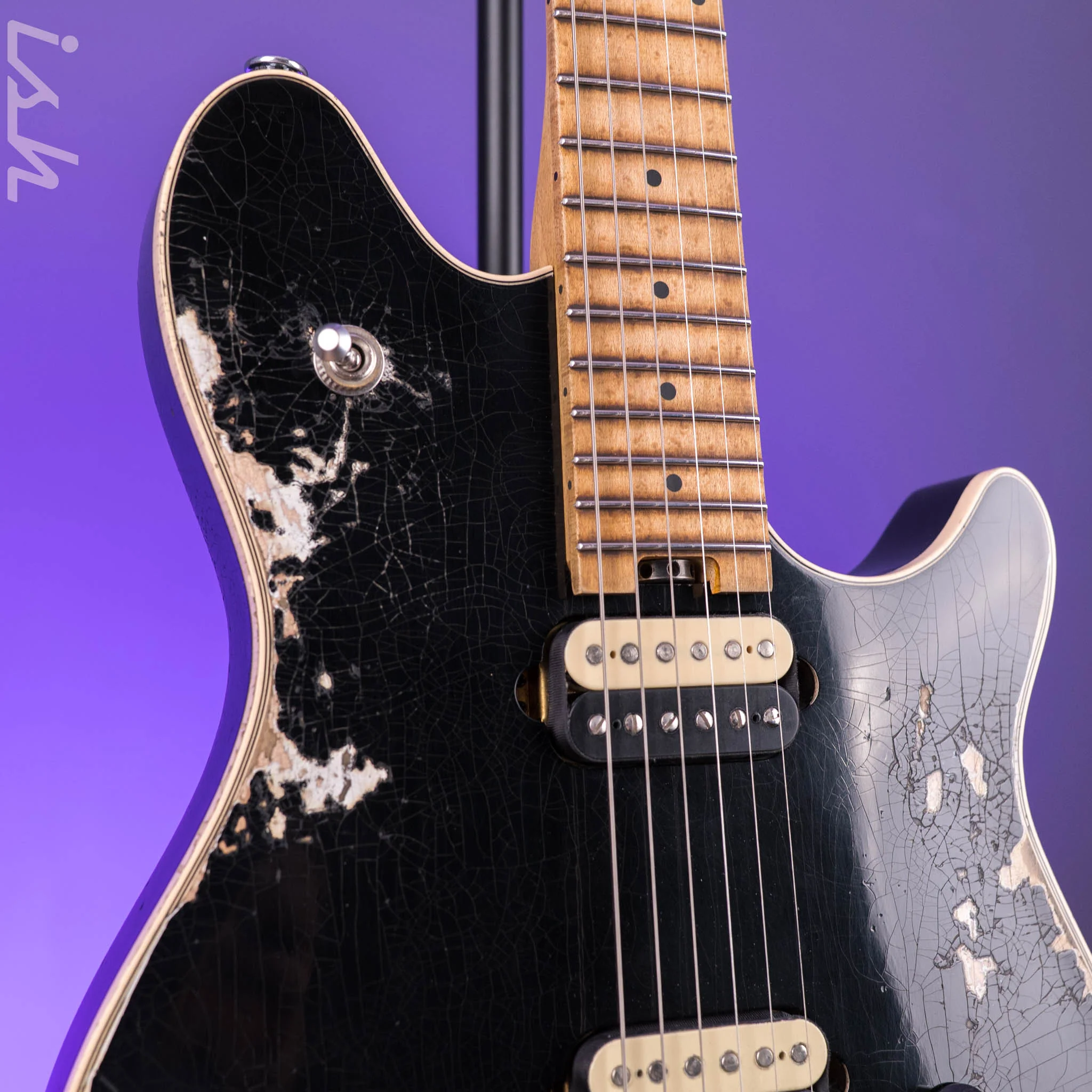 EVH® Custom Shop USA Special Edition Wolfgang® Black Nitro-Tour - Image 4