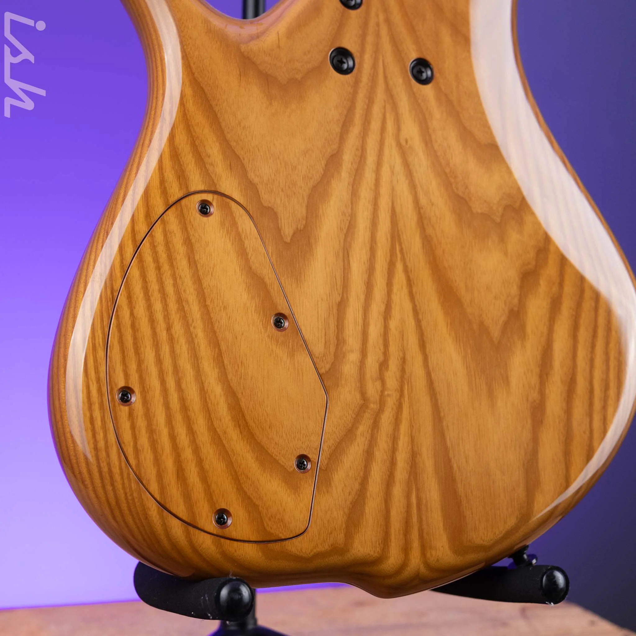 F Bass BN5 Burled Walnut - Image 9