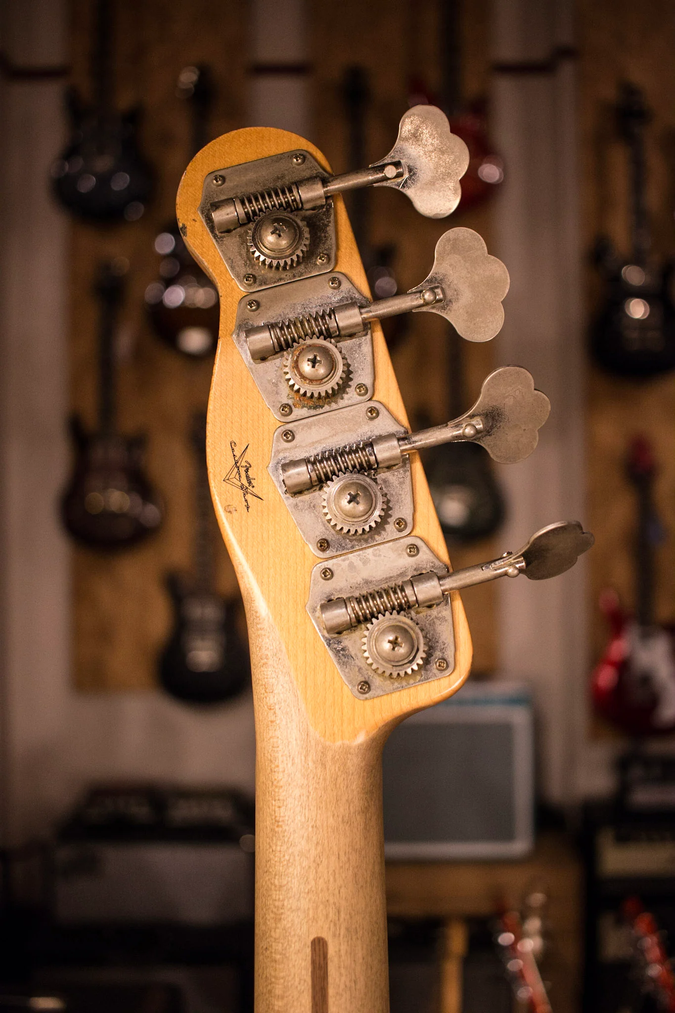 Fender 1955 Custom Shop Precision Bass Heavy Relic - Image 8